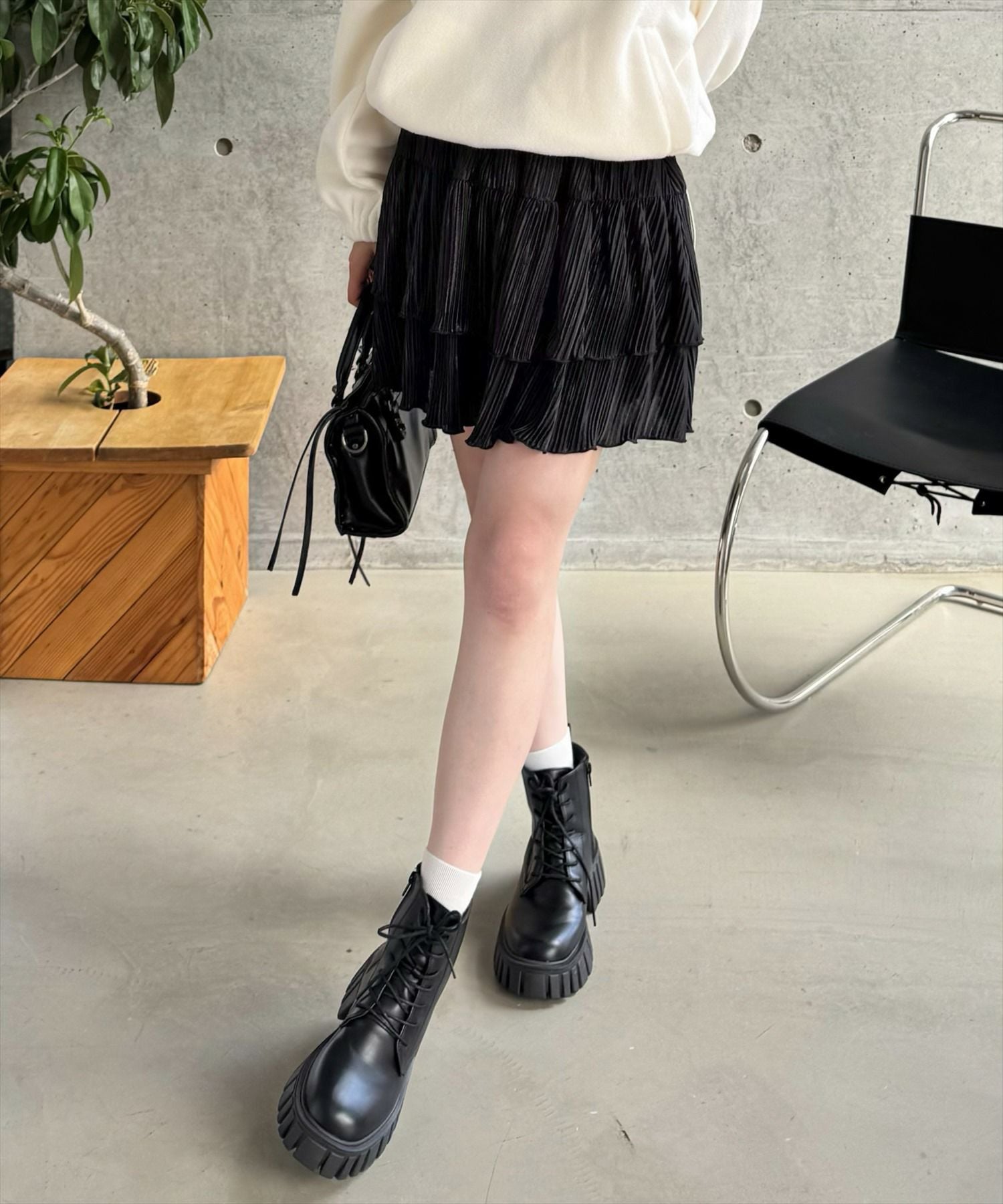 clear レイヤーフリルヘムミニスカート[CL8656] | レディース