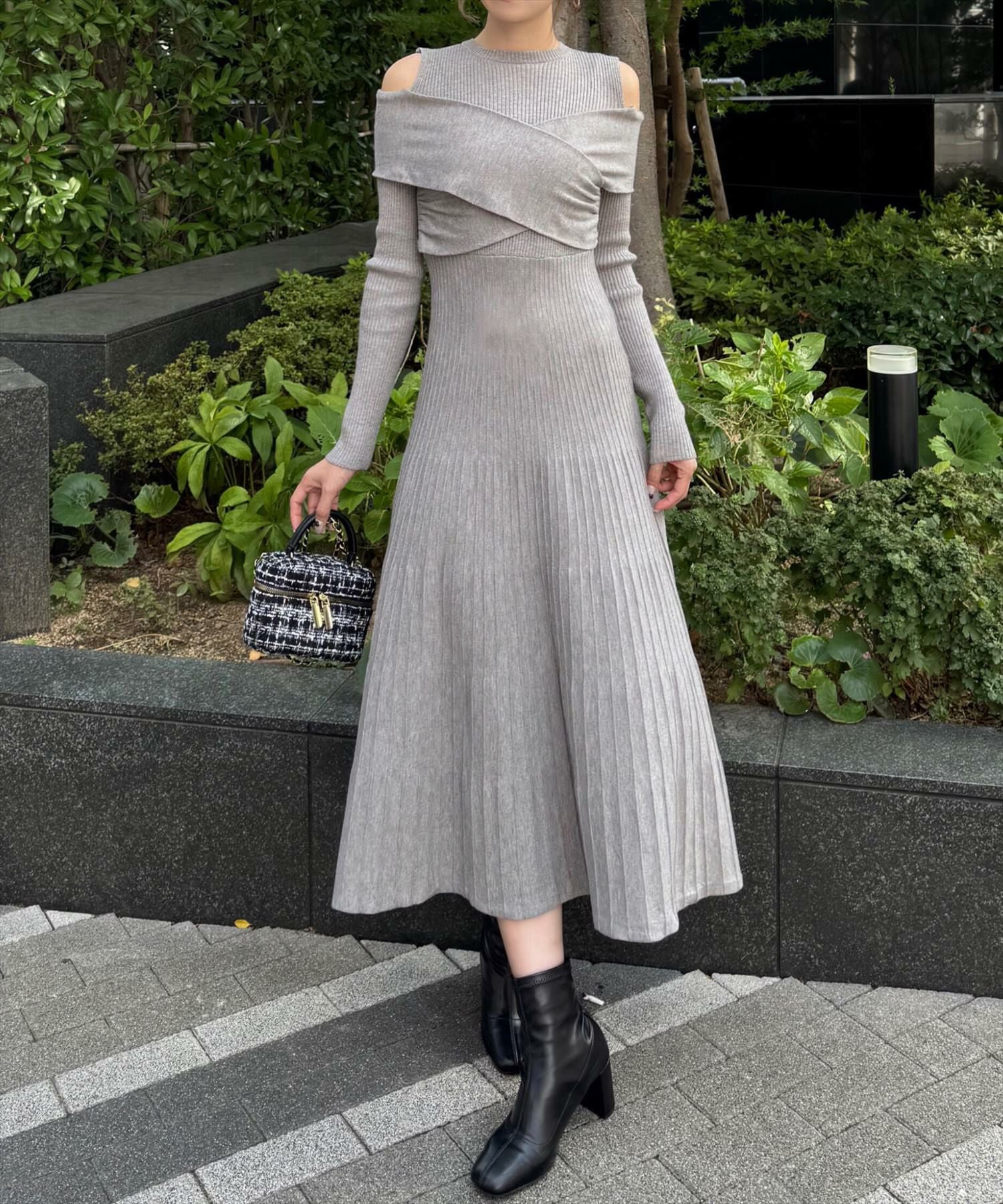 clear オープンショルダーフレアロングニットワンピース[CL8820