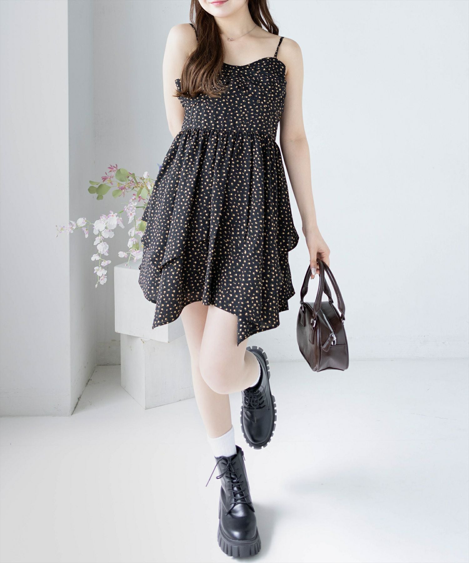 160cm/ブラックフラワー F着用