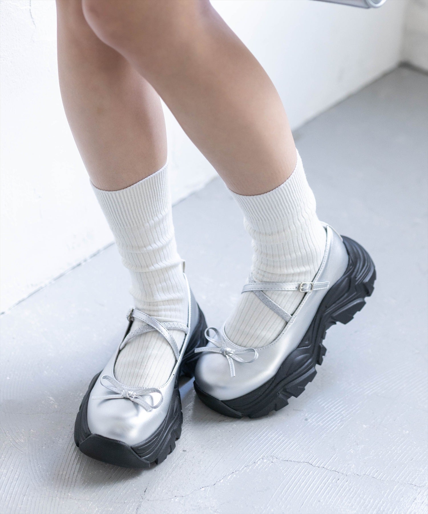 clear≪再入荷≫リボン付き厚底メリージェーンスニーカーサンダル