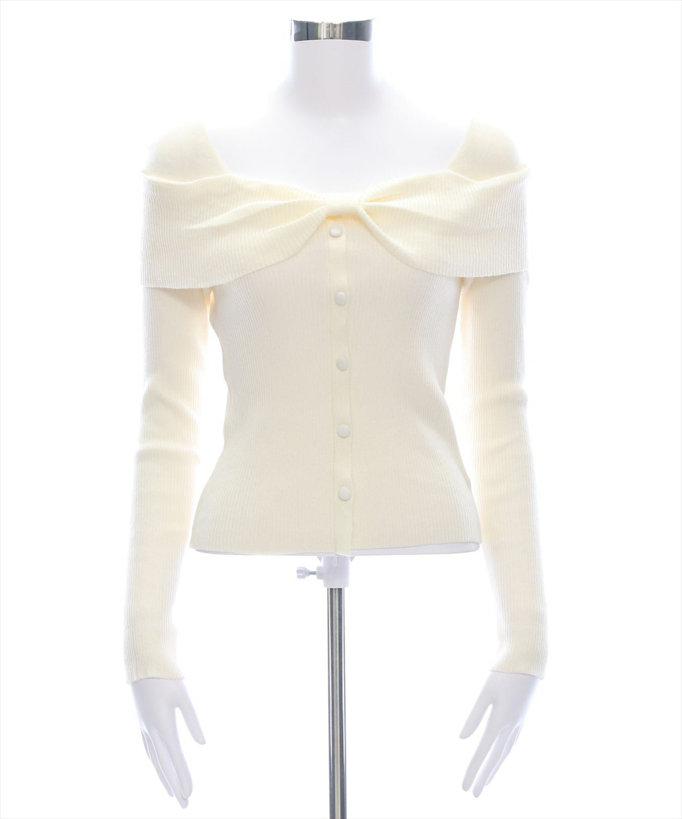 くるみん様　⭐︎専用⭐︎ CLEAR BASIC クルミボタンリボンデザインニット[CL9078] | レディース