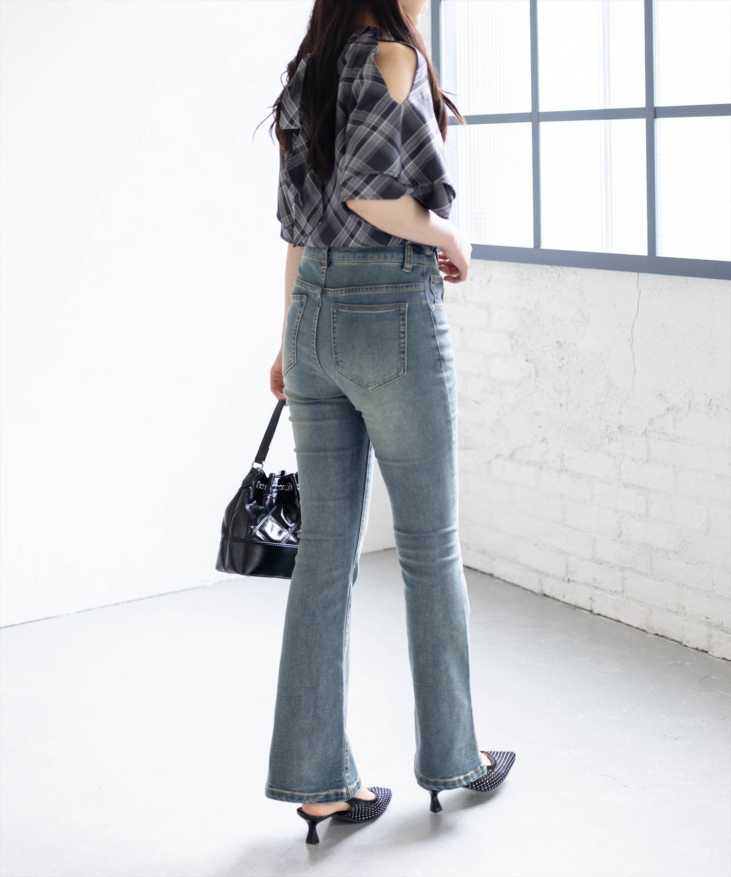 160cm/アイボリー着用