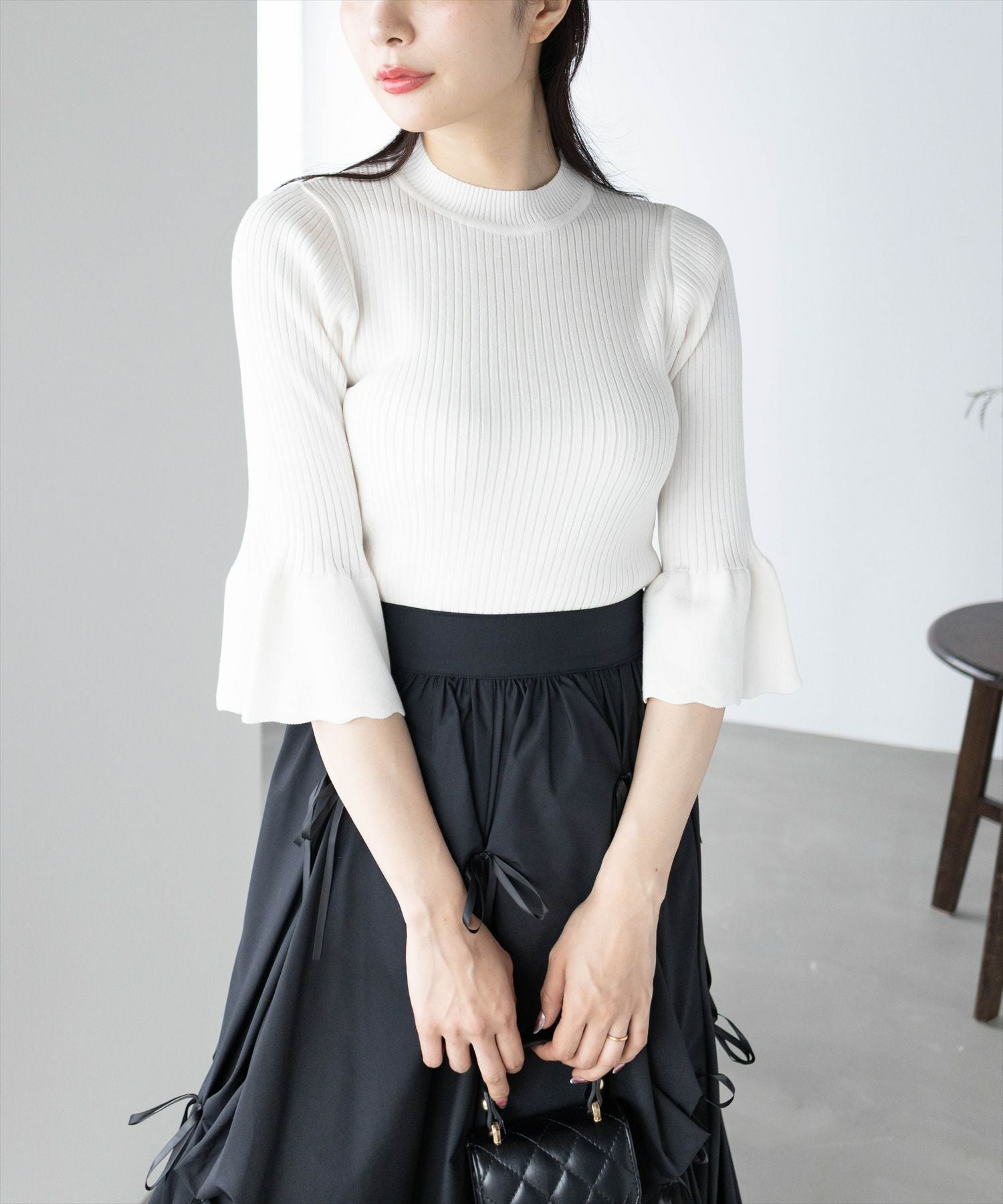 CLEAR BASIC≪再入荷≫五分袖スカラップニットトップス[CL9113