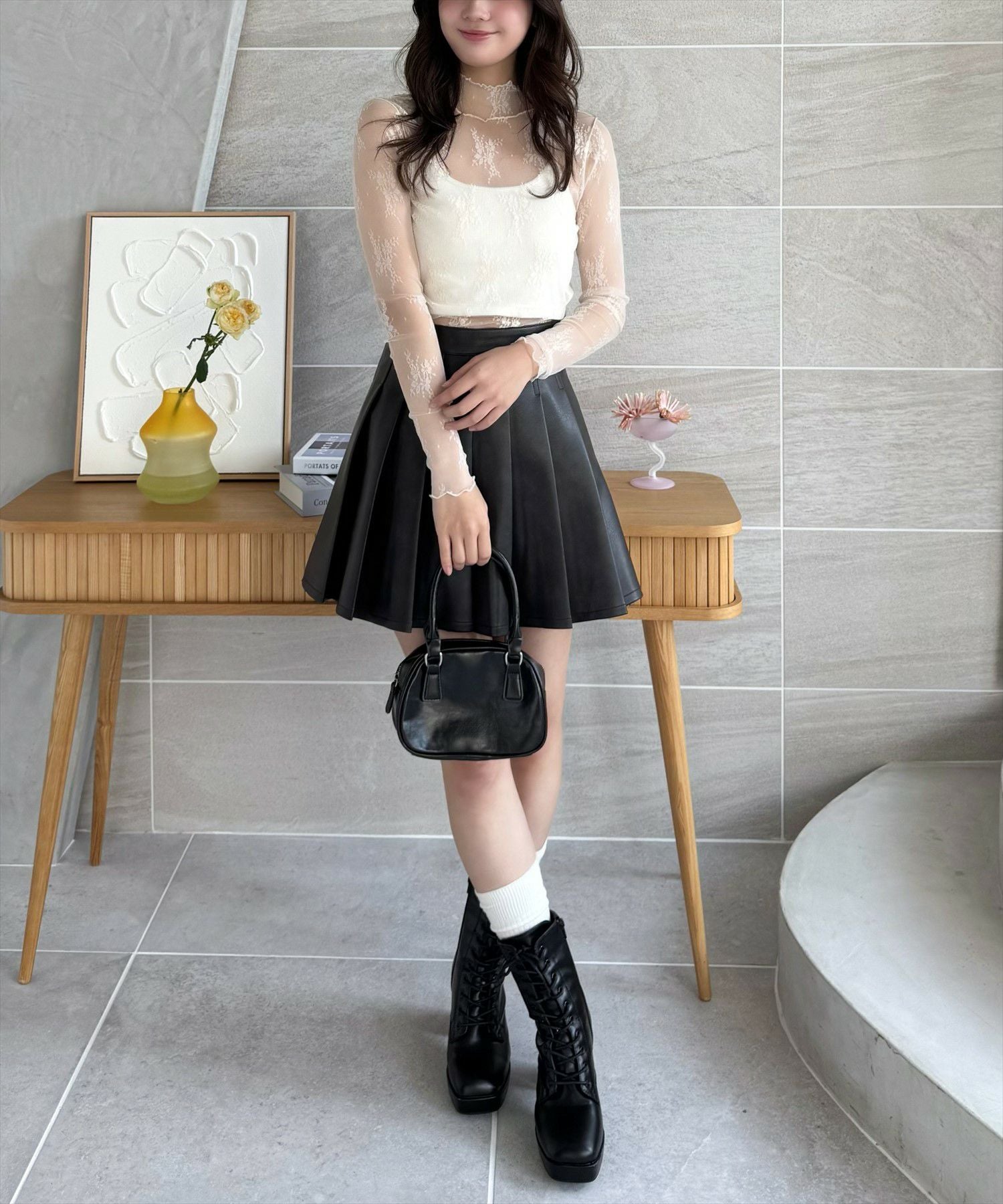 161cm/ベージュフラワー着用