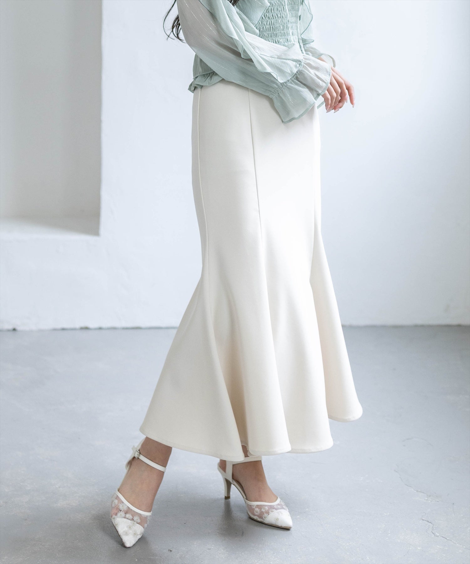 動画］CLEAR BASIC≪再入荷≫ロング丈ベージックマーメイドスカート