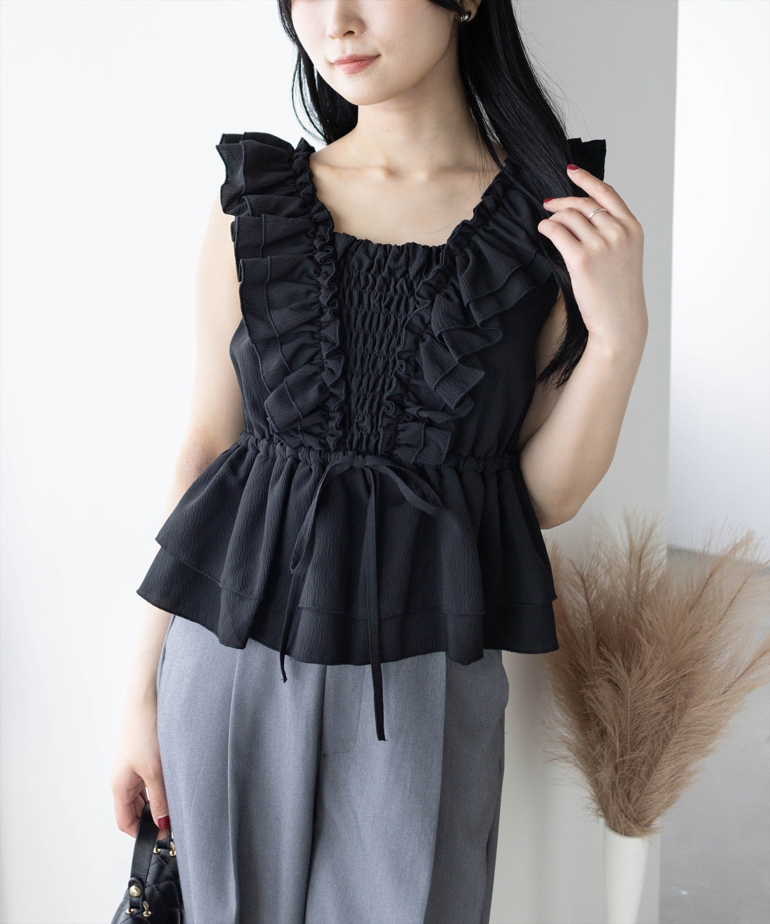 【完売品】TWILL ラウンドペプラムボリュームブラウス 2026年最新】TWILL ラウンドペプラムの人気アイテム - メルカリ