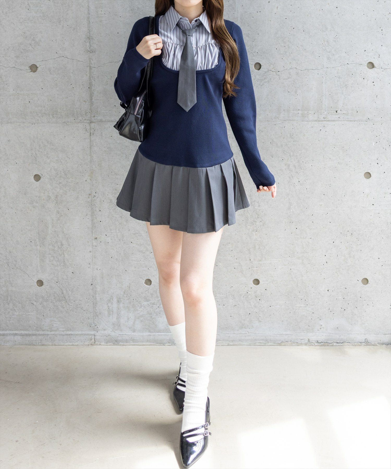 163cm/ネイビー着用