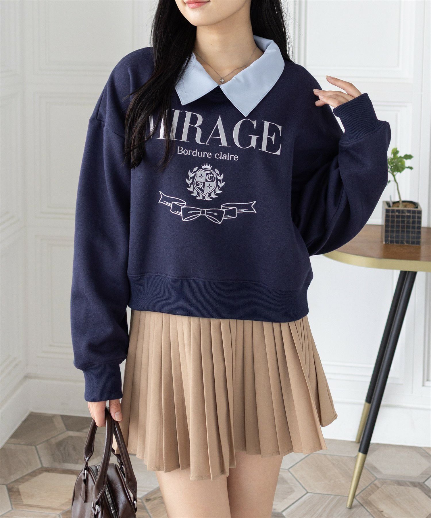clear≪再入荷≫襟付き刺繍ロゴスウェット[CL9356] | レディース