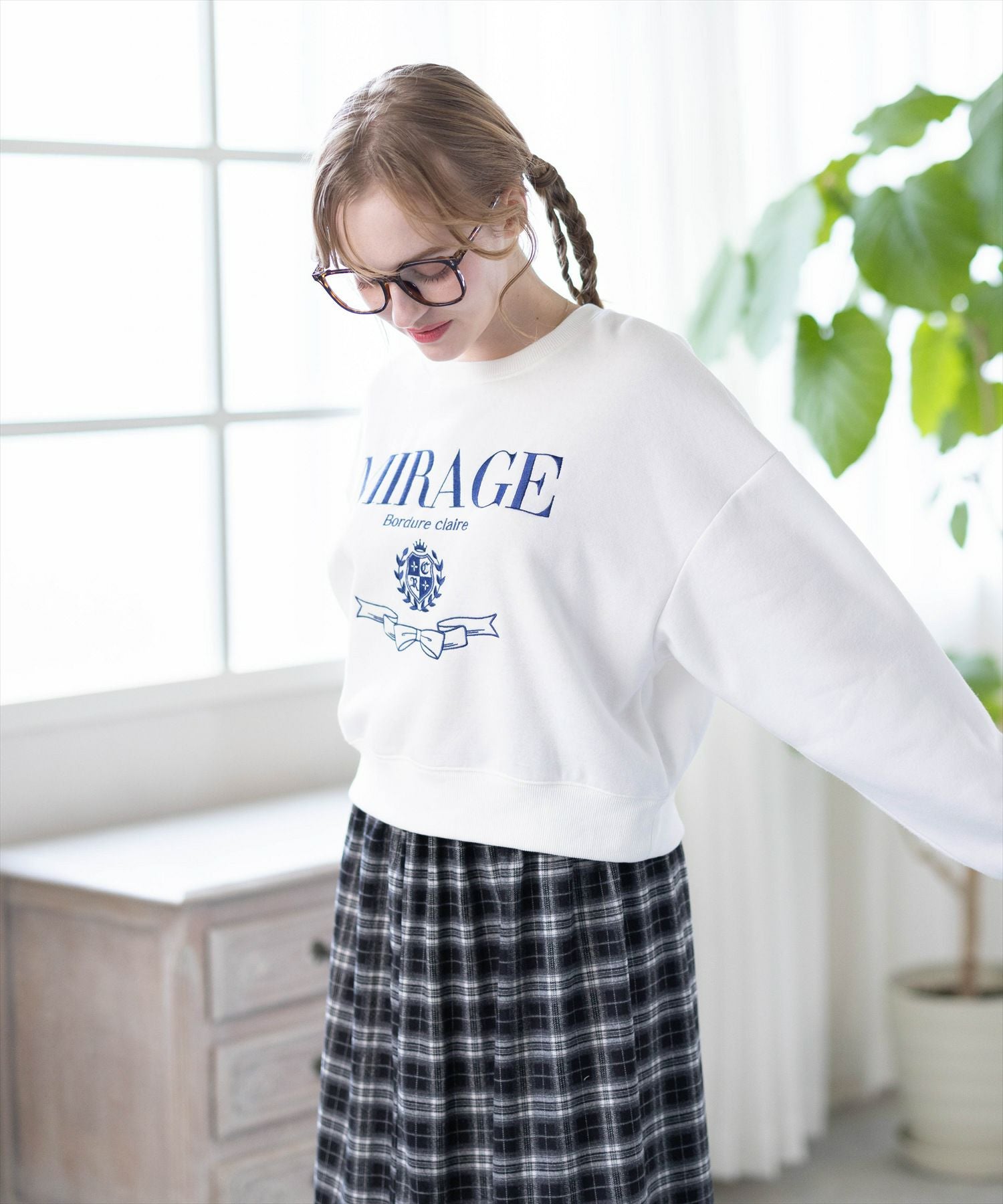 clear≪再入荷≫襟付き刺繍ロゴスウェット[CL9356] | レディース