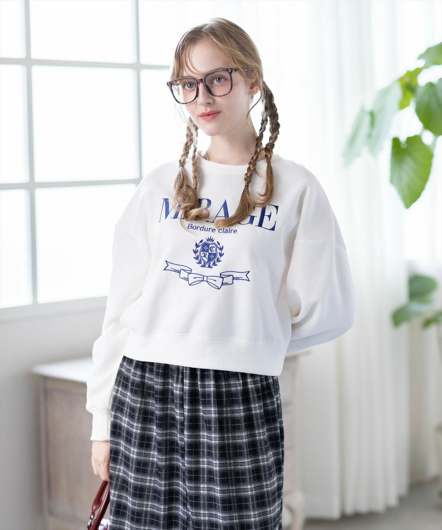 clear≪再入荷≫襟付き刺繍ロゴスウェット[CL9356] | レディース