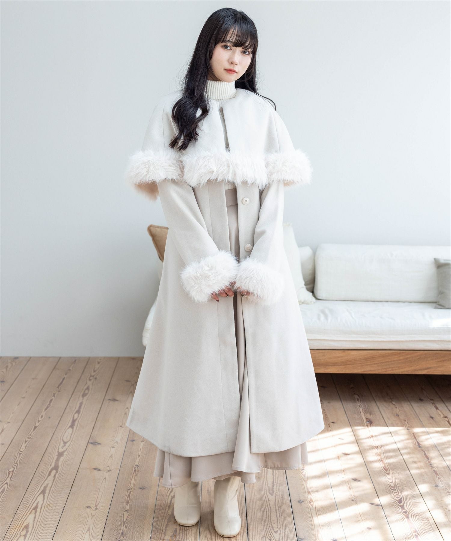 CLEAR BASIC ファー付き2wayケープロングコート[CL9087] | レディース