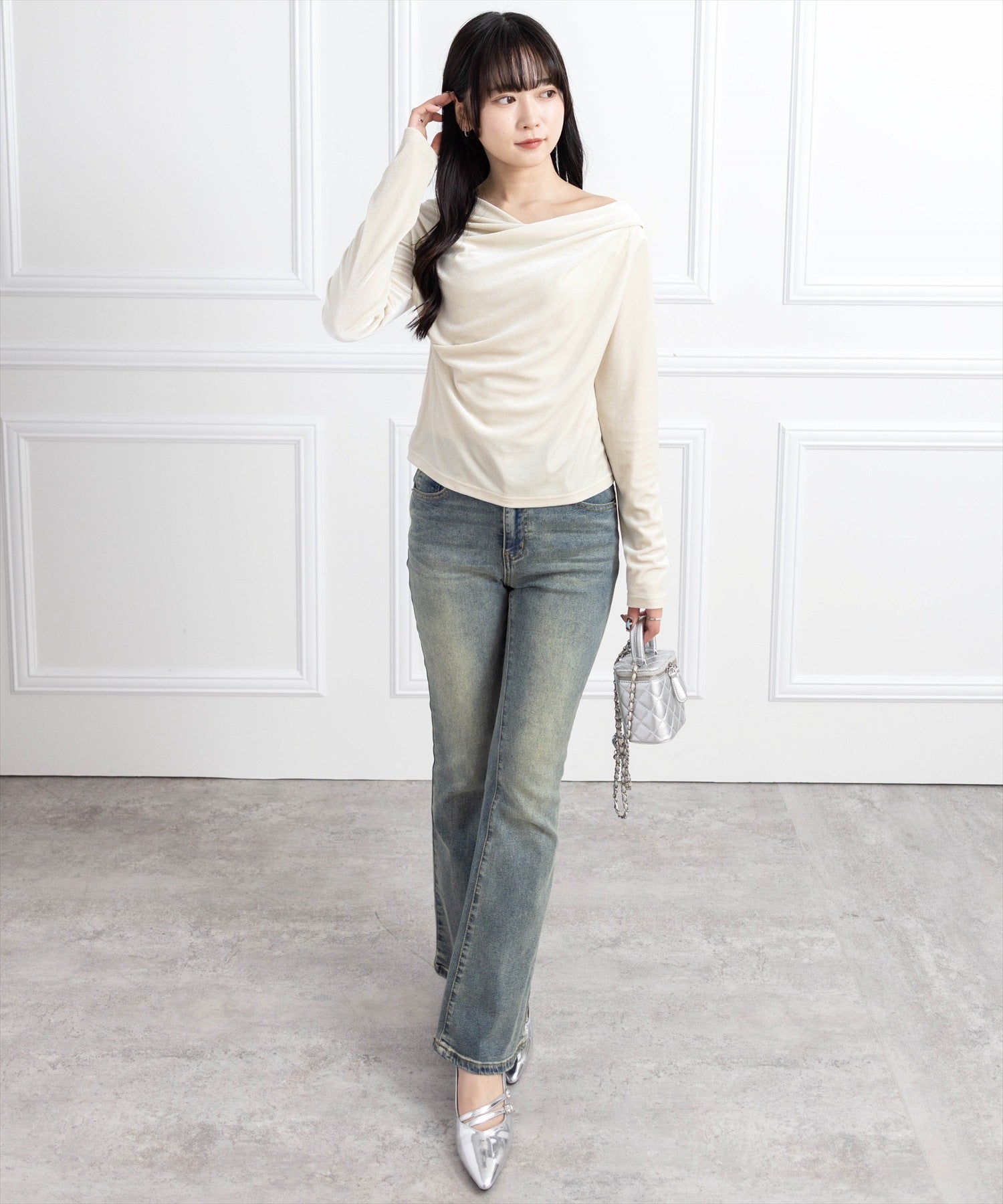 162cm/ライトベージュ着用