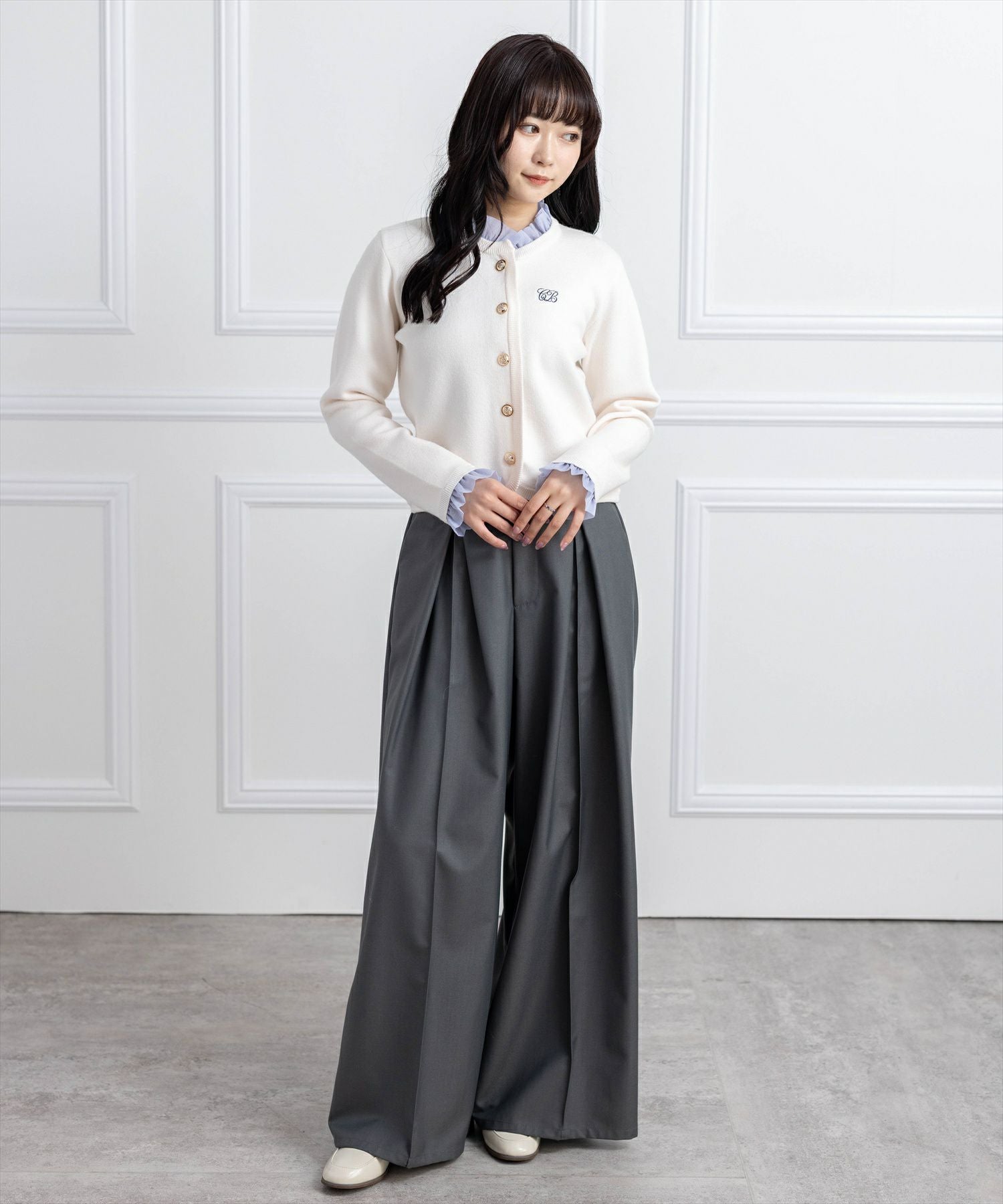 162cm/アイボリー着用