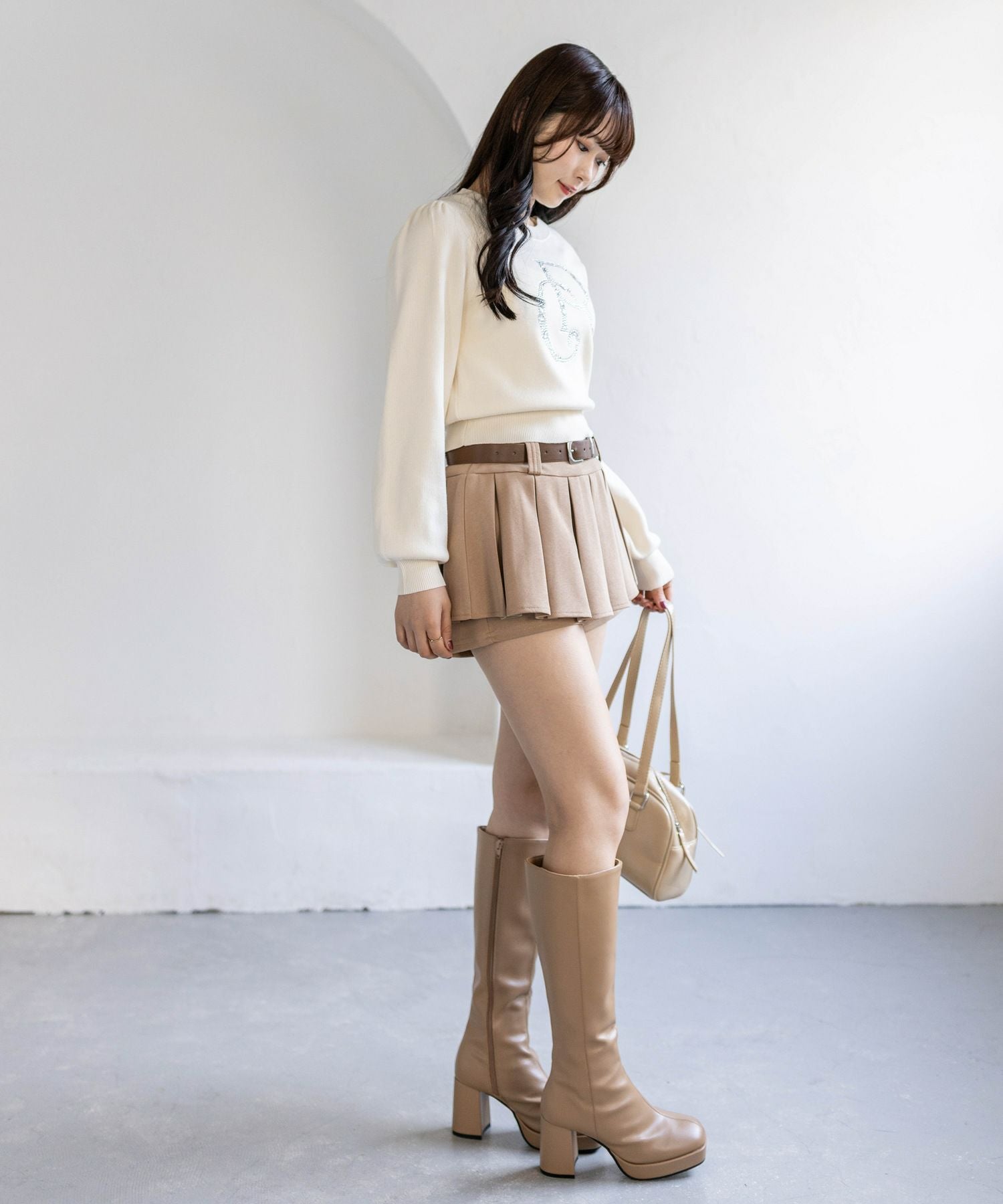 162cm/ライトベージュ着用