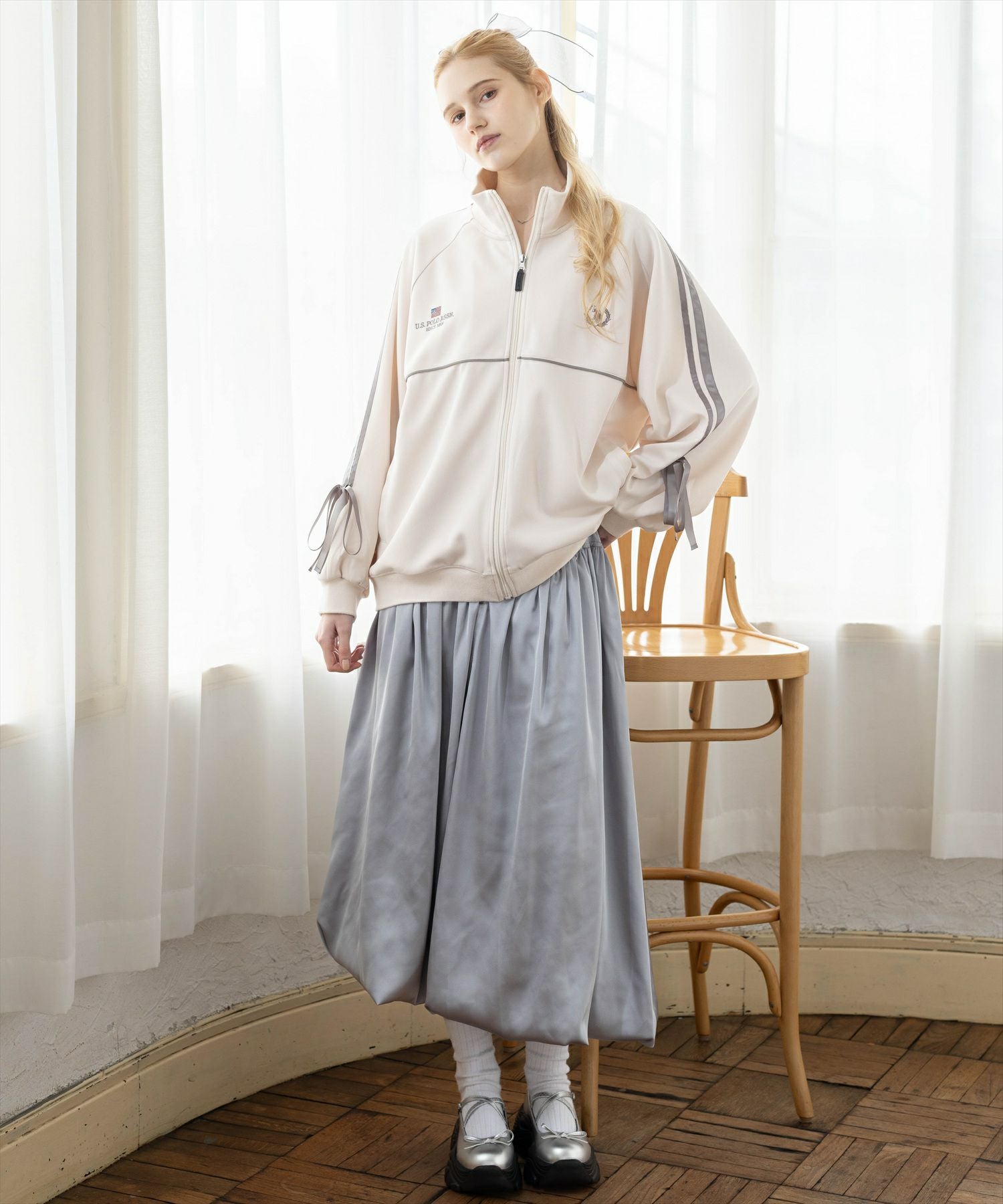 174cm/アイボリー着用