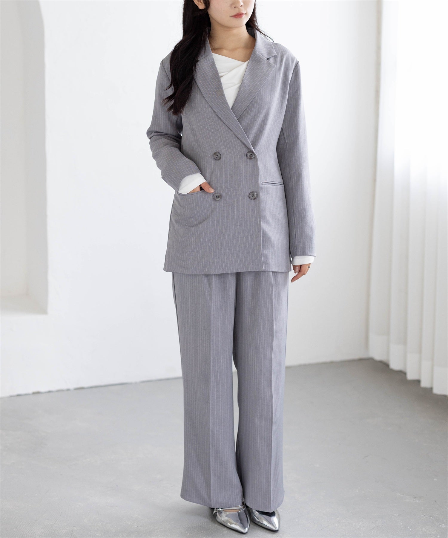 158cm/チャコールグレー着用