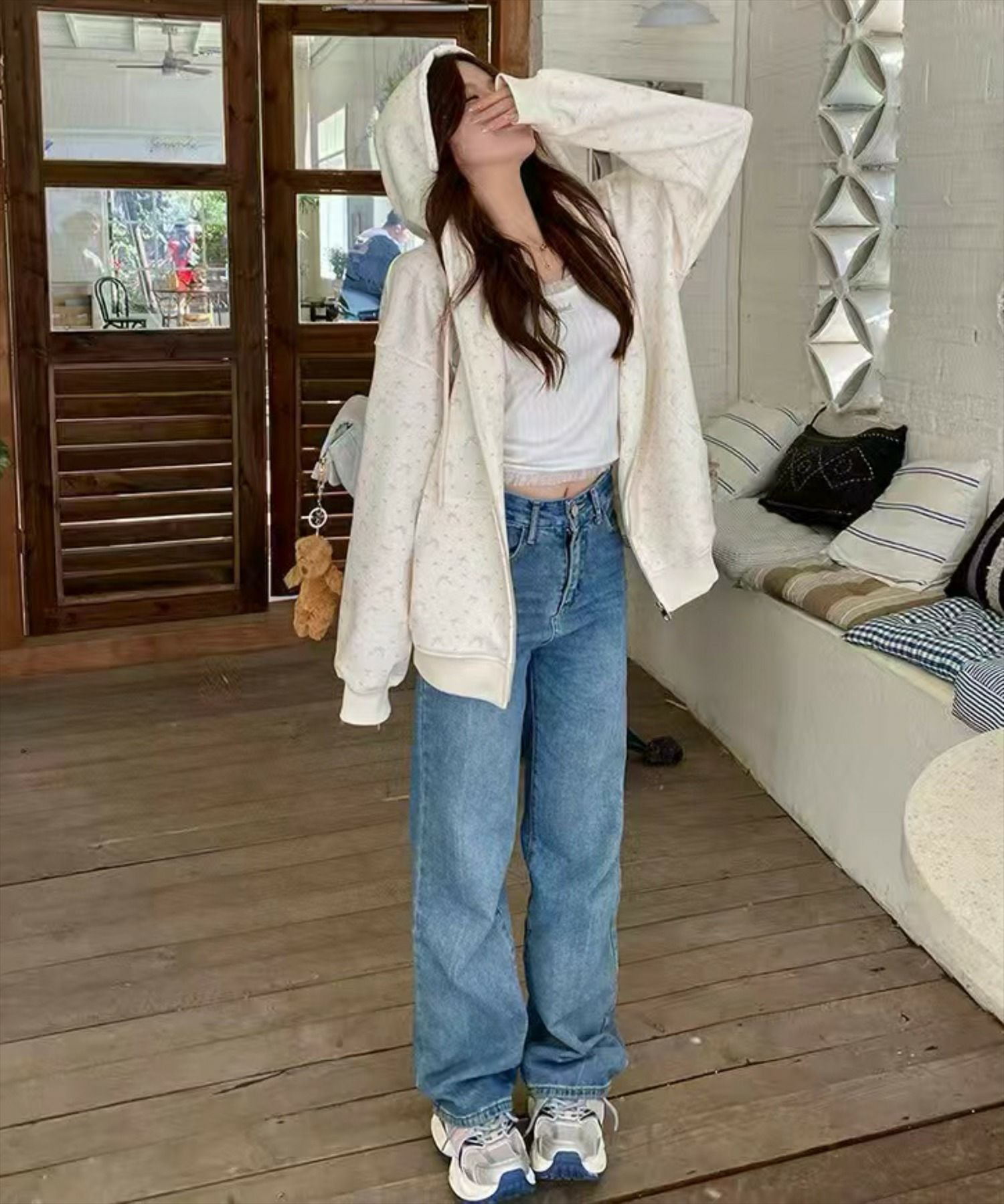 アイボリー着用