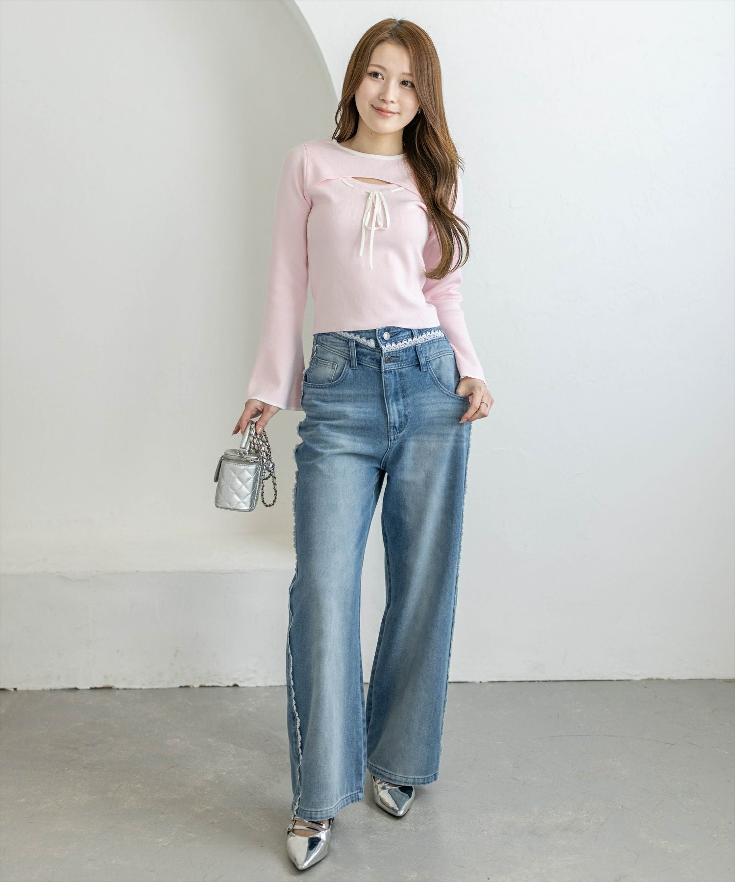 12/26 白トップス　はると clear 胸元前開きリボンニットトップス[CL9576] | レディース