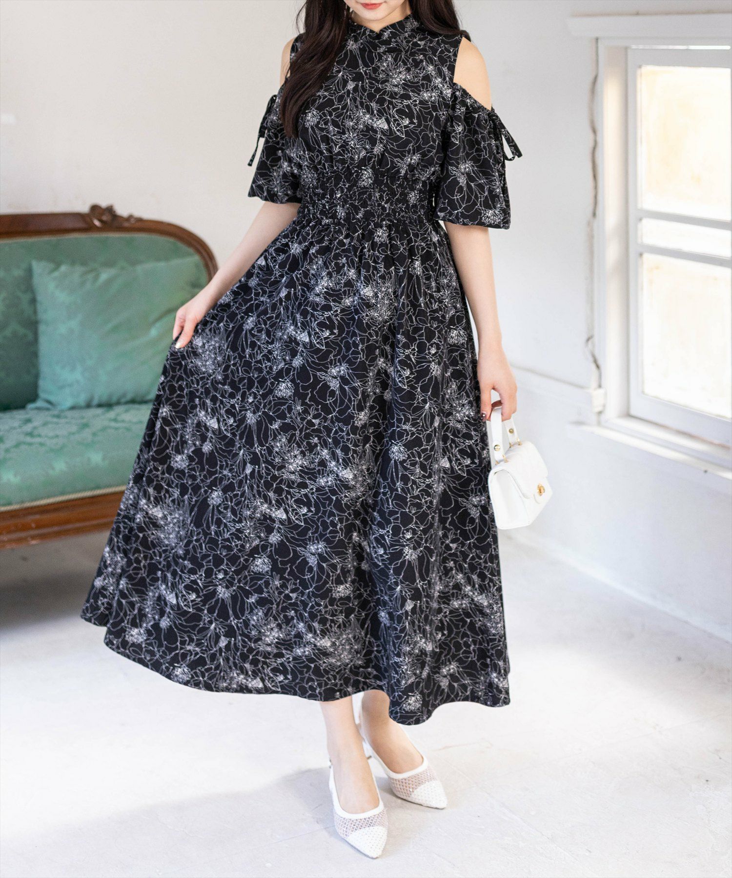 セントジョン：美品【花柄プリント／ストレッチ•コットンツイル】フレア•ワンピース CLEAR BASIC≪再入荷≫花柄オープンショルダーフレアワンピース[CL9626