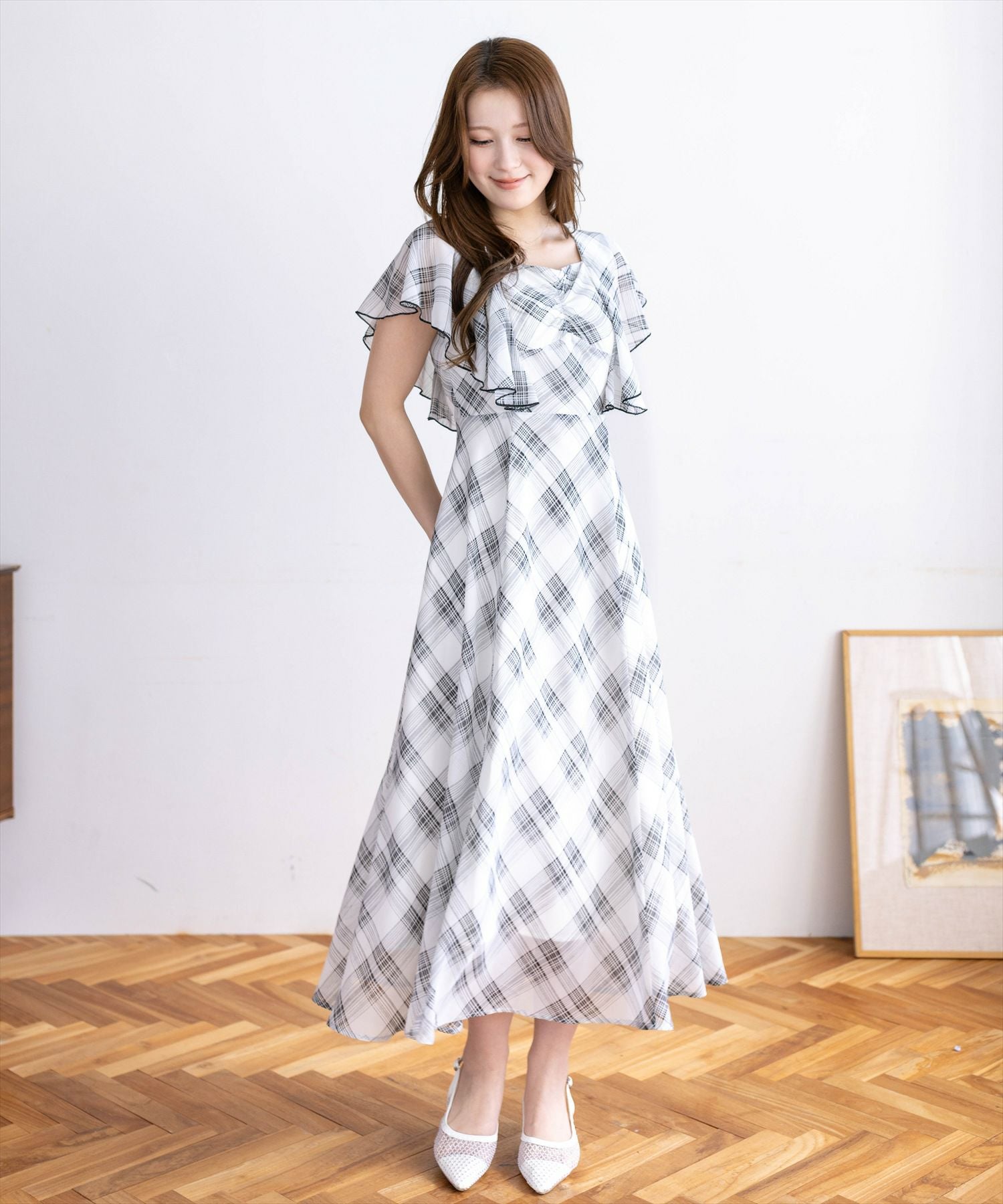 CLEAR BASIC≪再入荷≫フロントギャザーフレアスリーブワンピース