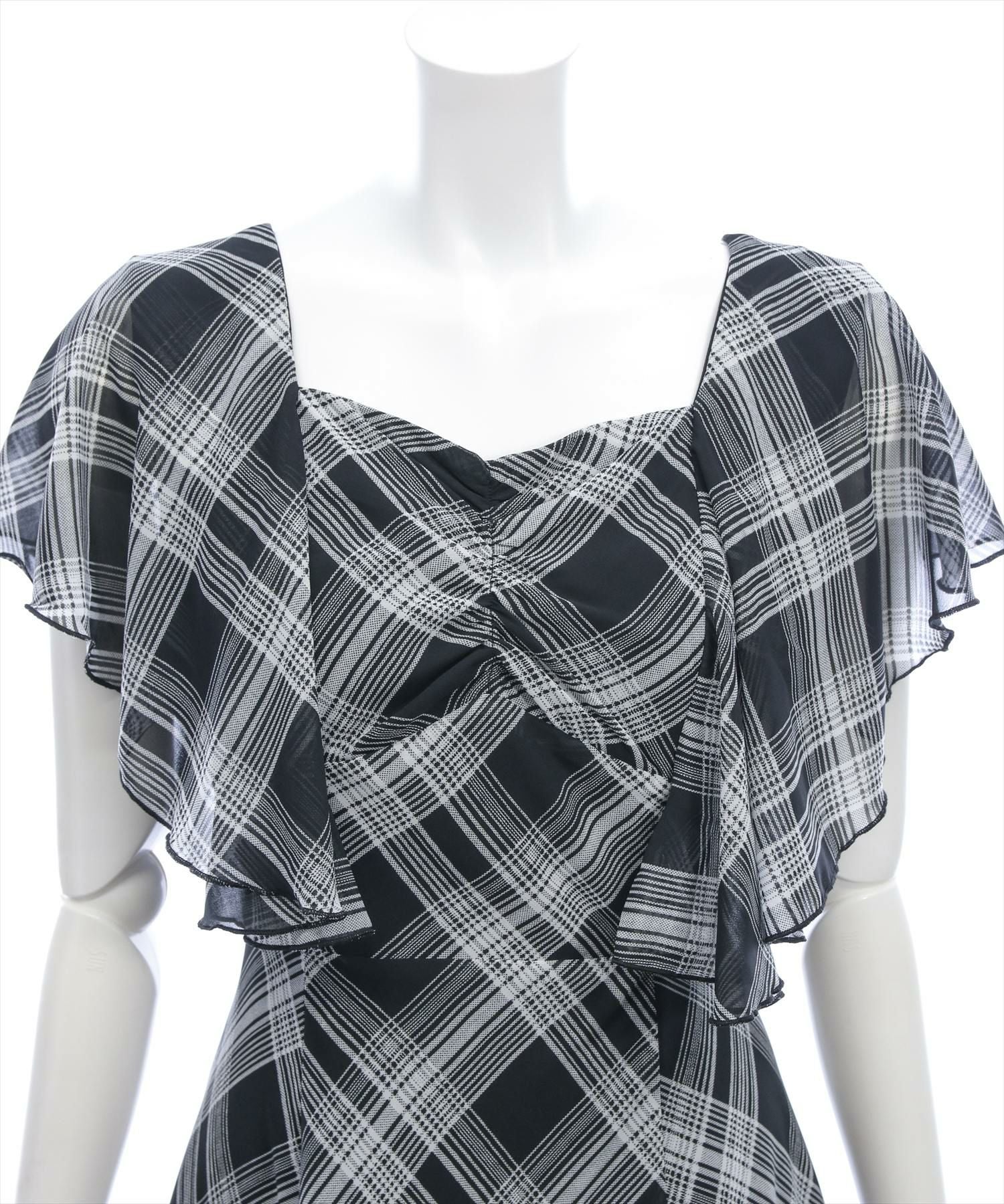 CLEAR BASIC≪再入荷≫フロントギャザーフレアスリーブワンピース