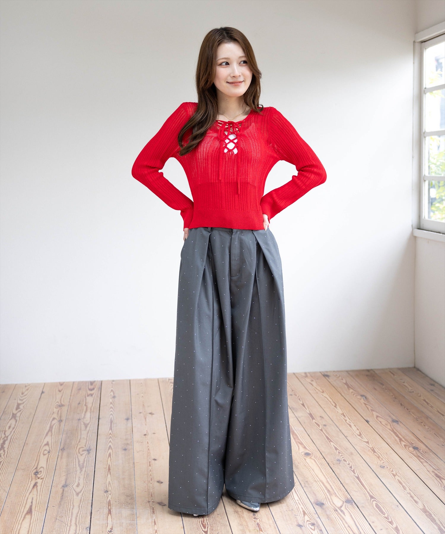 163cm/レッド着用