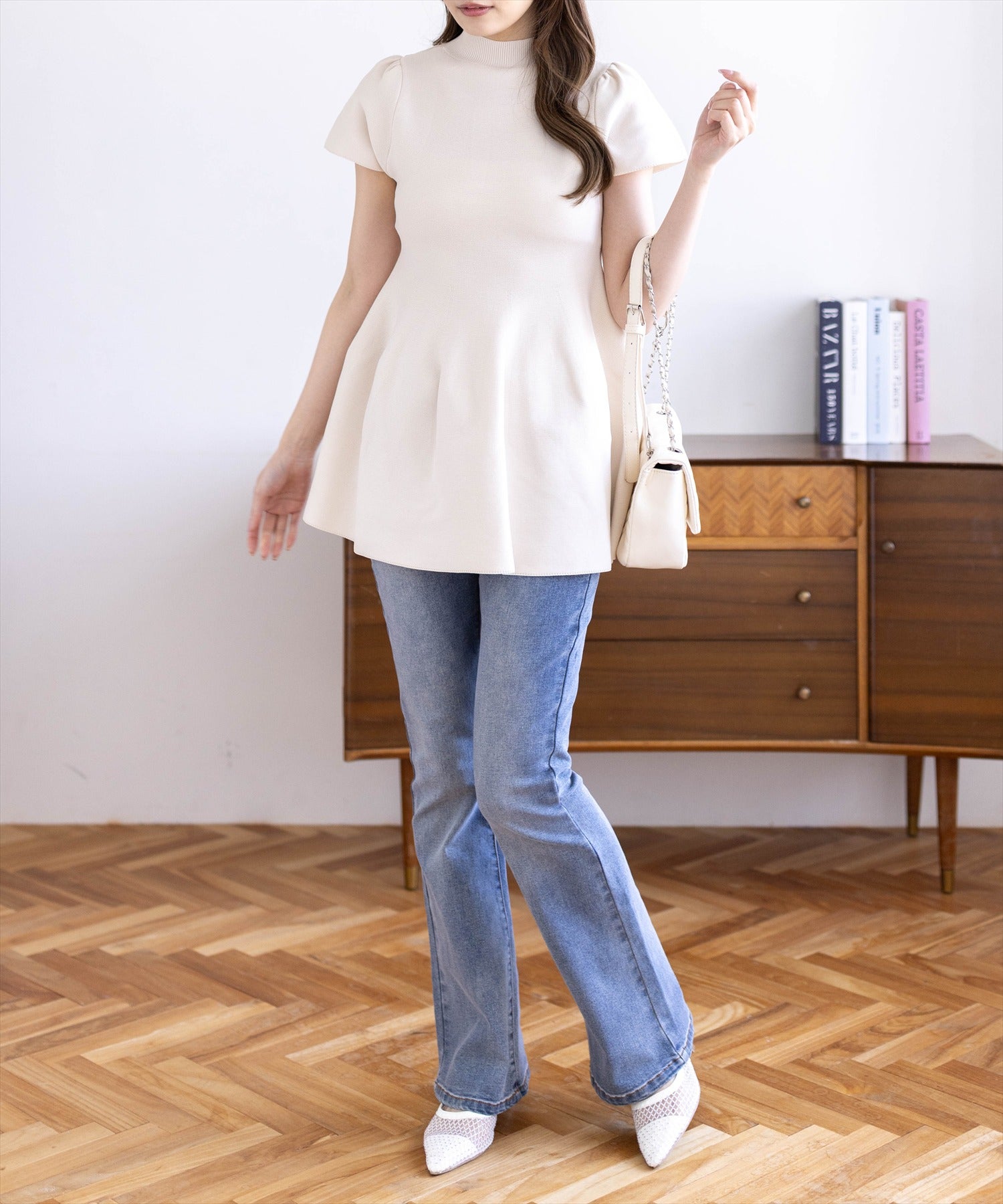 162cm/アイボリー着用