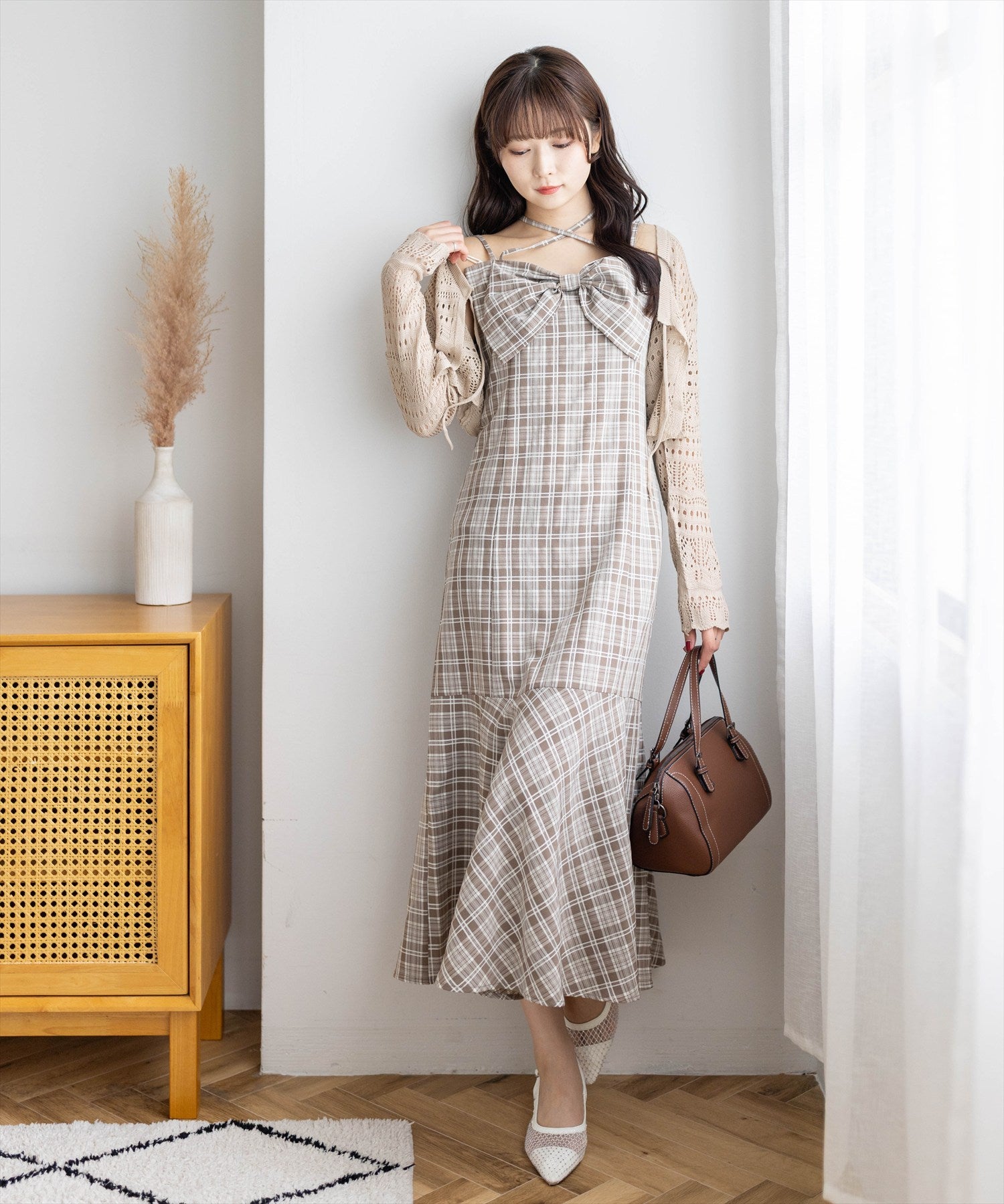 162cm/ベージュ×チェック着用