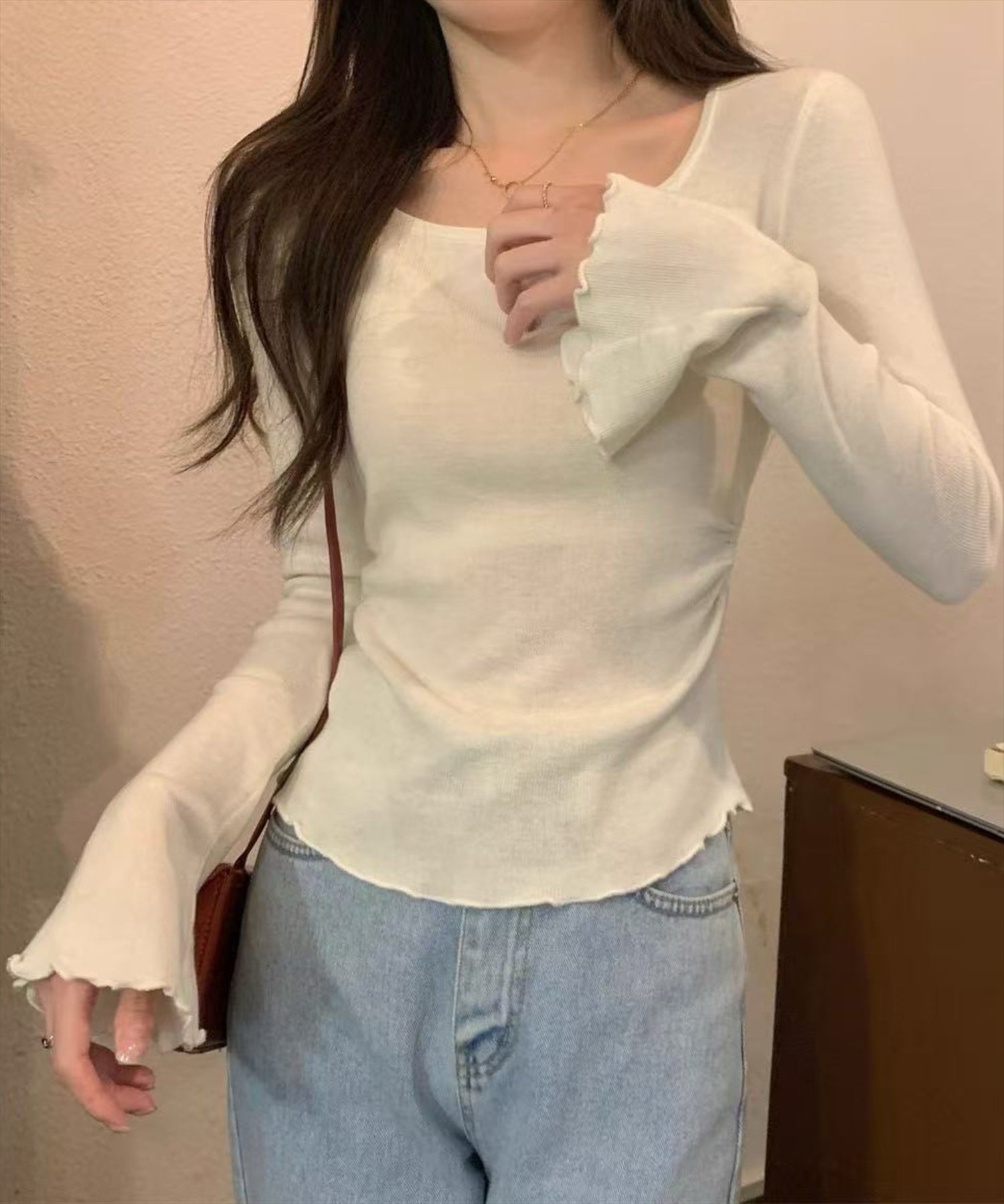 アイボリー着用