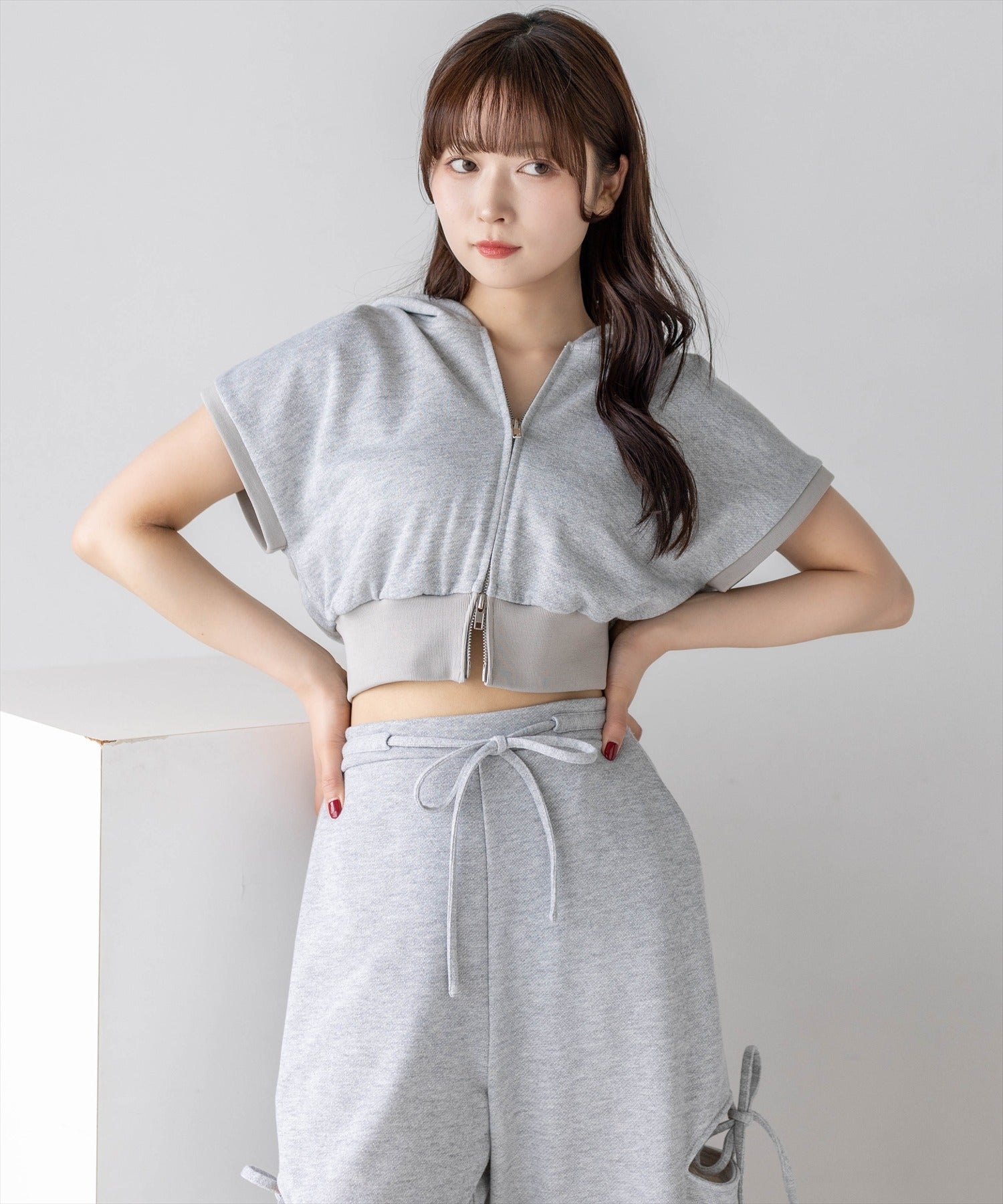 clear≪再入荷≫フレンチスリーブラメスウェットパーカー(セット可