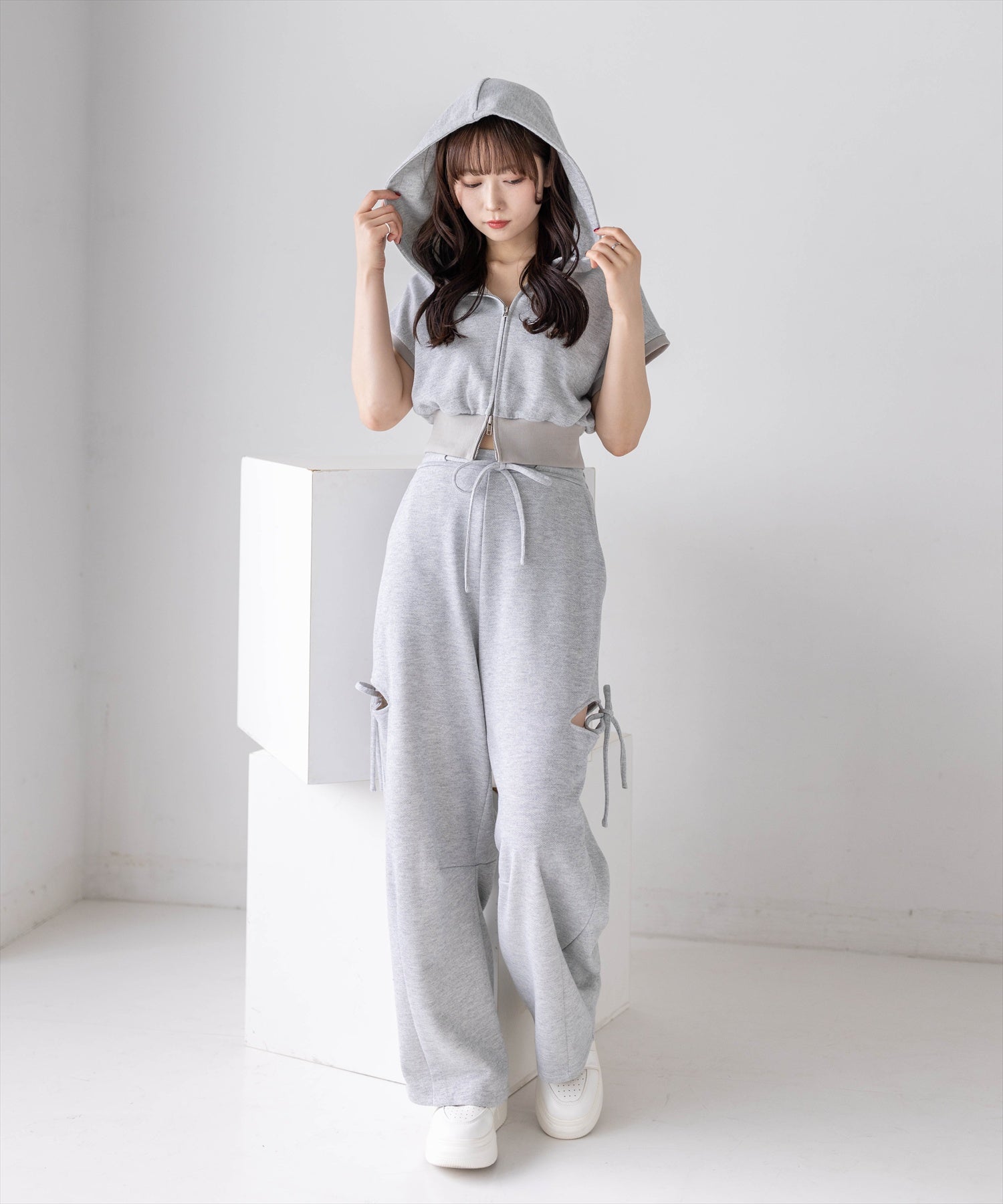clear≪再入荷≫フレンチスリーブラメスウェットパーカー(セット可