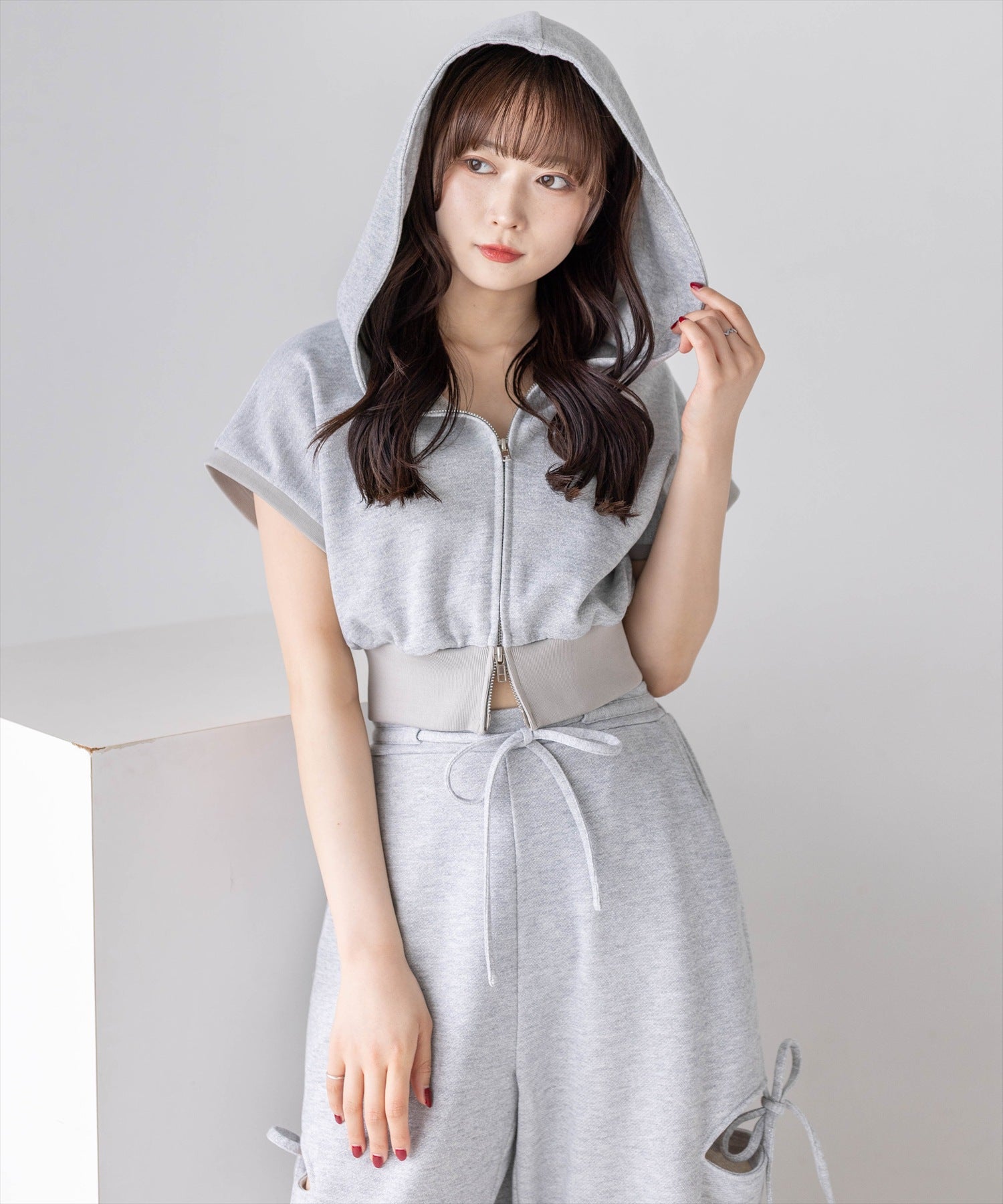 clear≪新作/再入荷≫フレンチスリーブラメスウェットパーカー(セット
