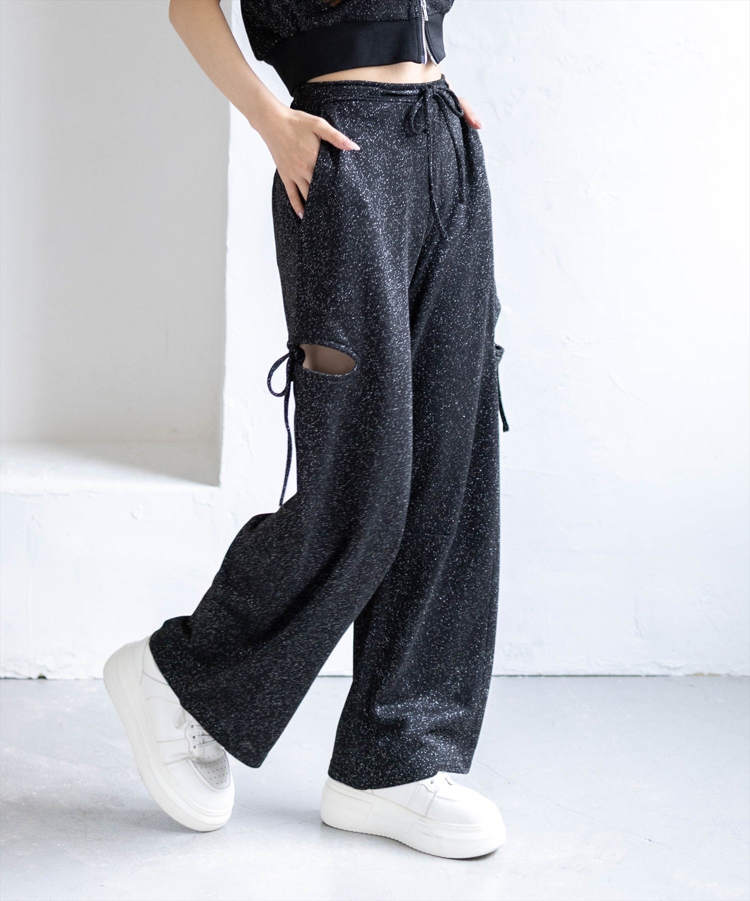 clear≪再入荷≫サイドスリットリボン付きラメスウェットパンツ(セット