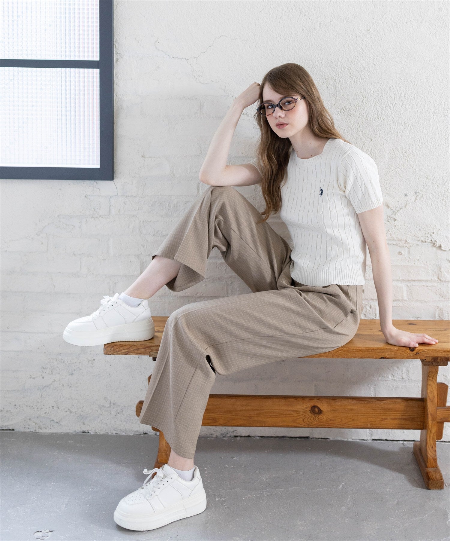 175cm/アイボリー着用