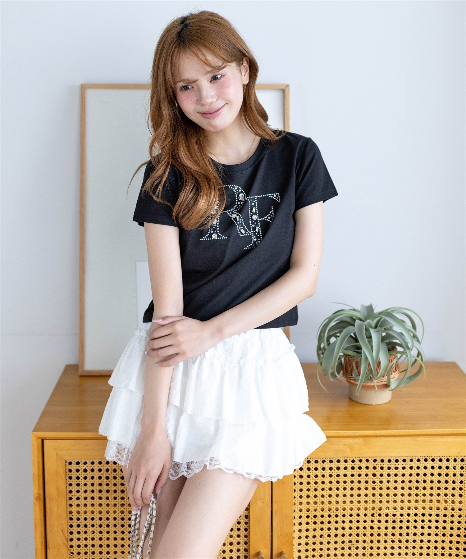 clear≪新作≫接触冷感ビックビジューロゴTシャツ 速乾/UVカット機能