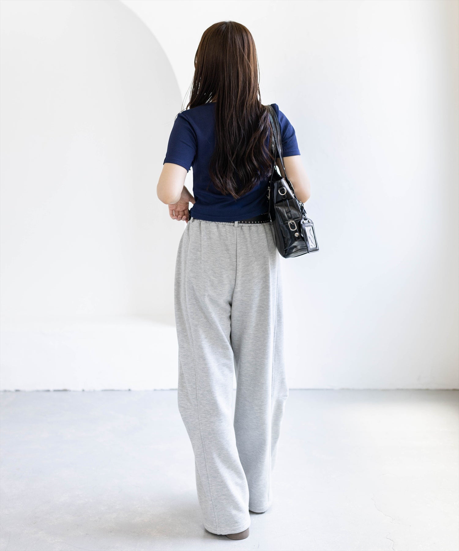 clear≪新作≫ベルトループ付きカーブスウェットパンツ[CL9921