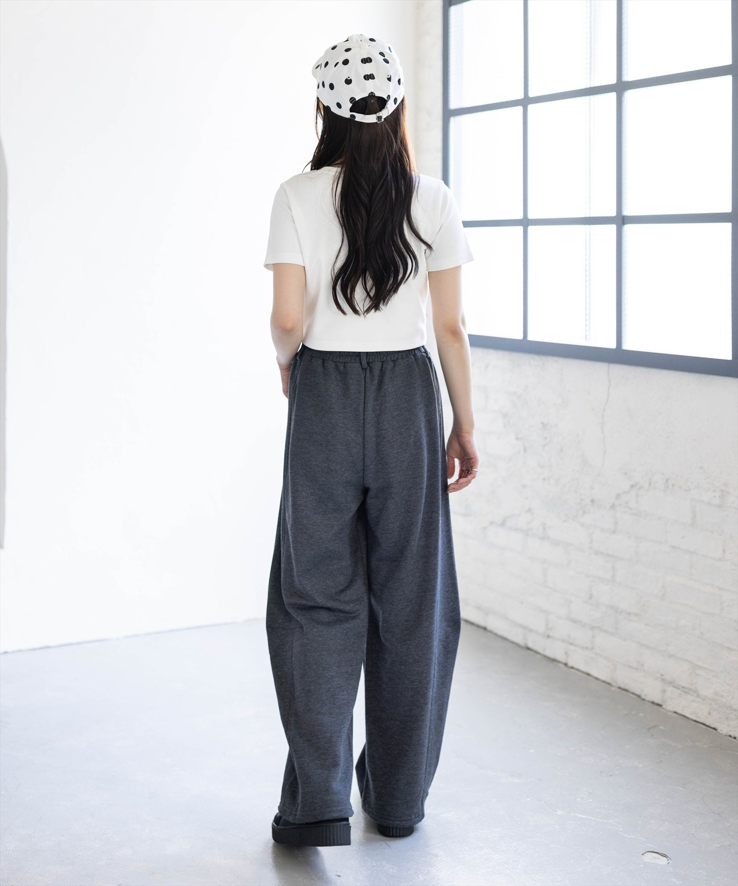 clear≪新作≫ベルトループ付きカーブスウェットパンツ[CL9921