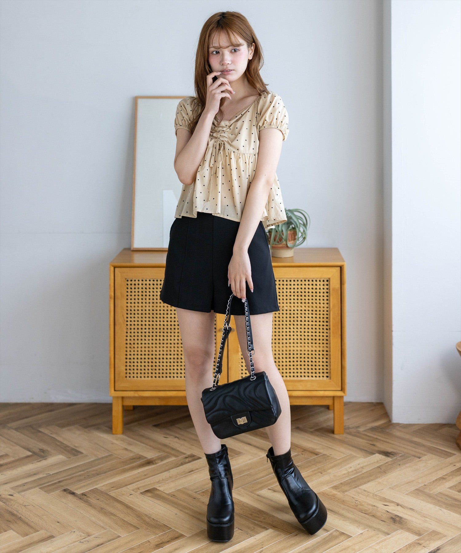 161cm/ベージュ着用
