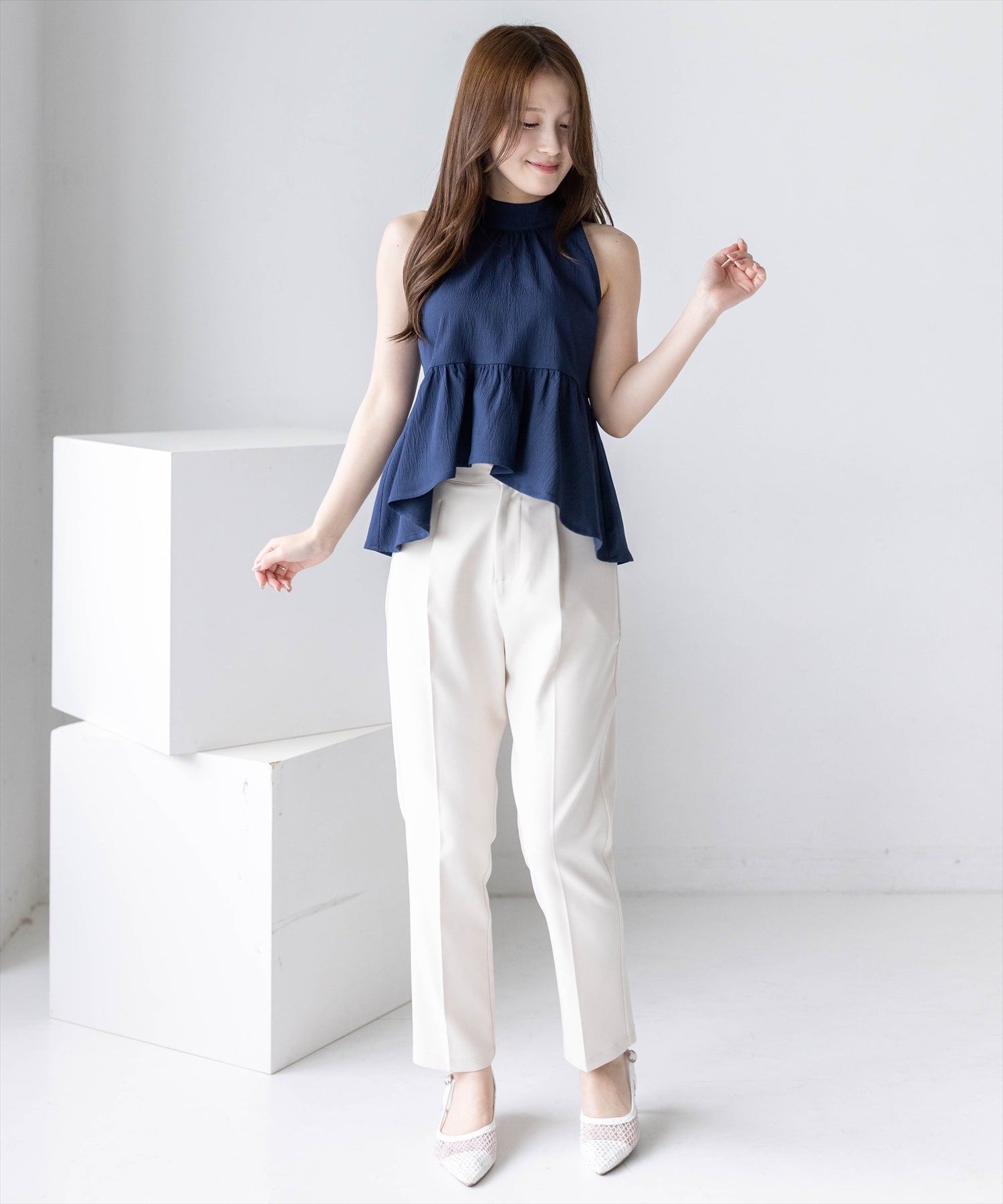 163cm/ネイビー着用