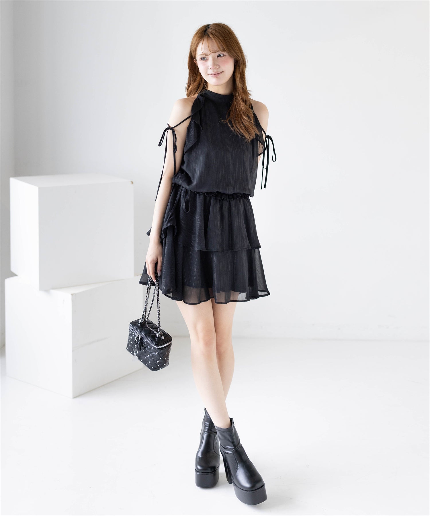 161cm/ブラック着用
