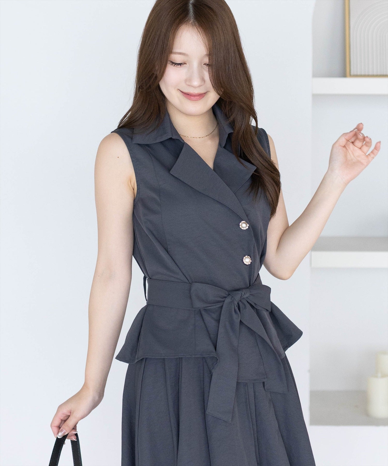 美品　ella_selectshop ジレ　グレー CLEAR BASIC≪新作≫ウエストベルト付きジレ(セット可) [CL9987