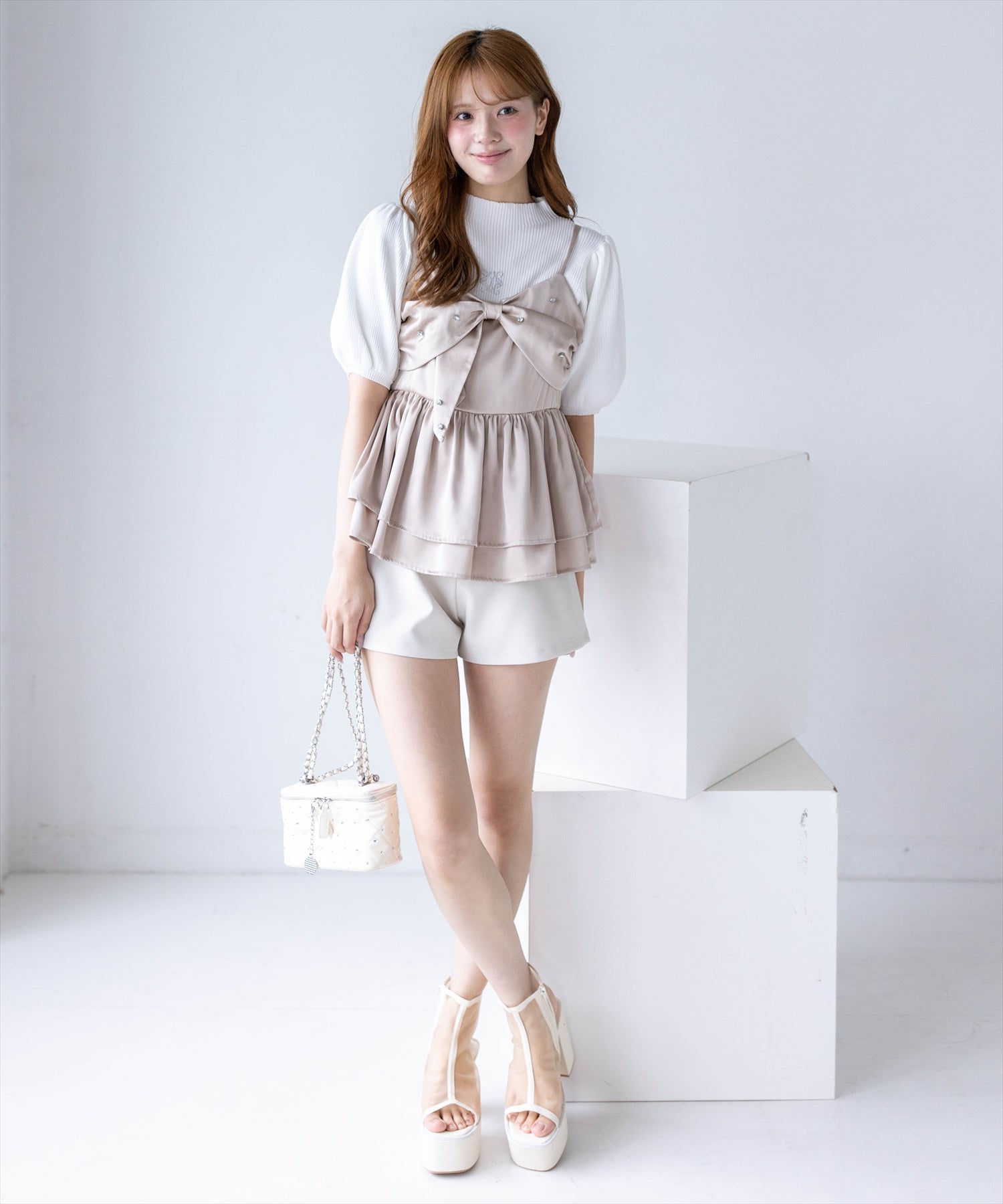 161cm/ベージュ着用