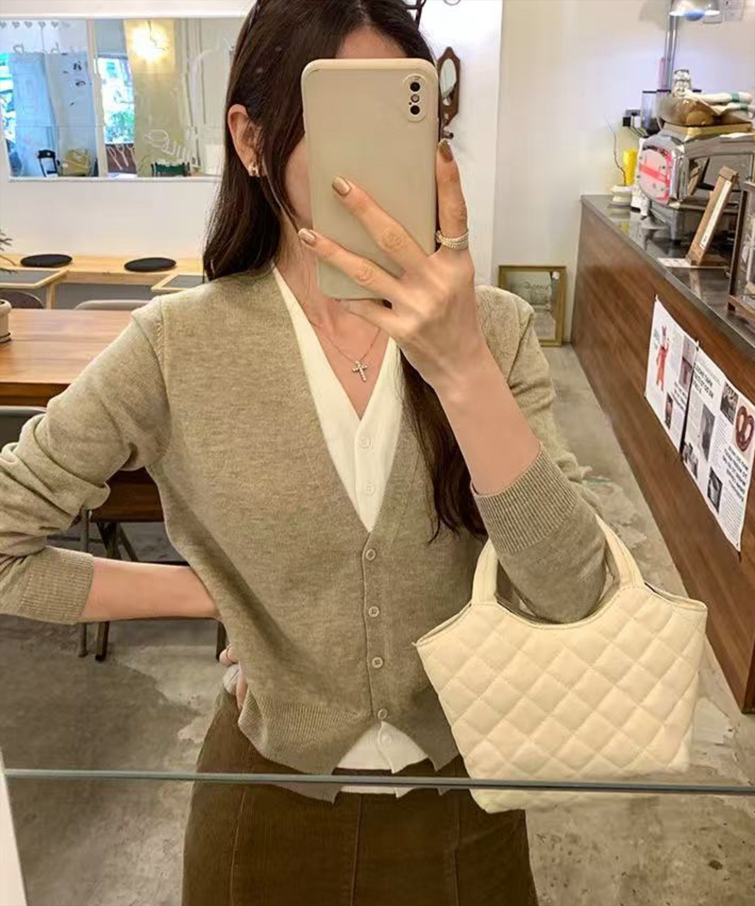 ベージュ着用