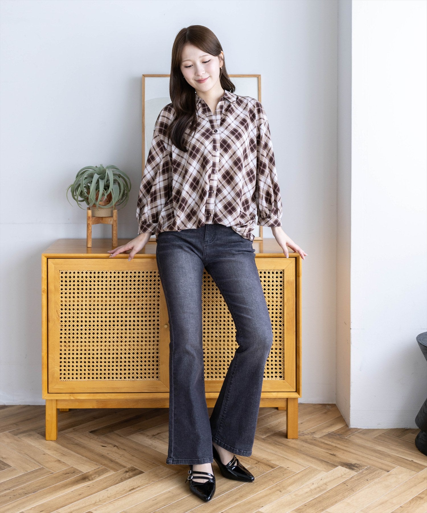 163cm/ブラウン×チェック着用