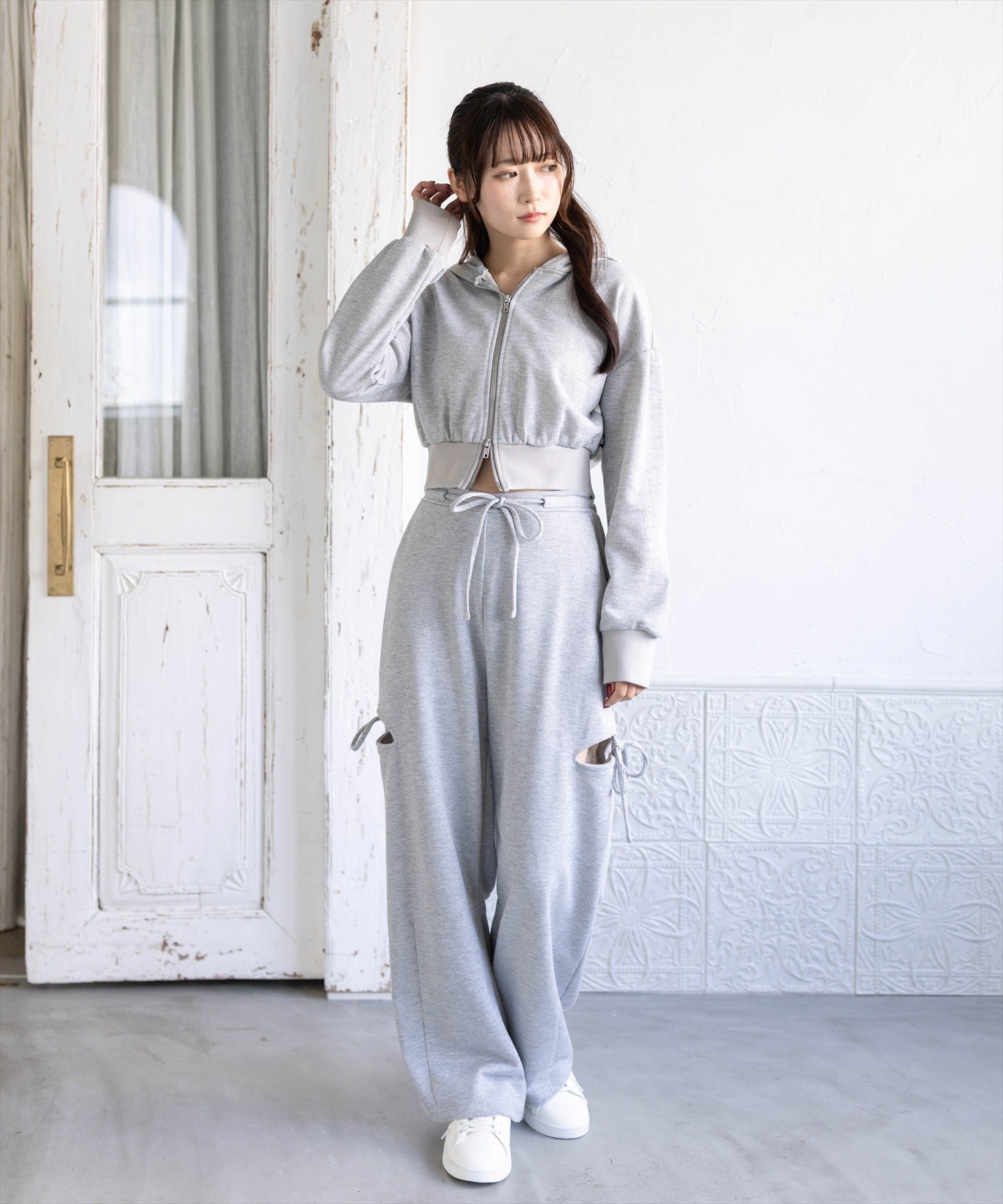 162cm/グレー着用