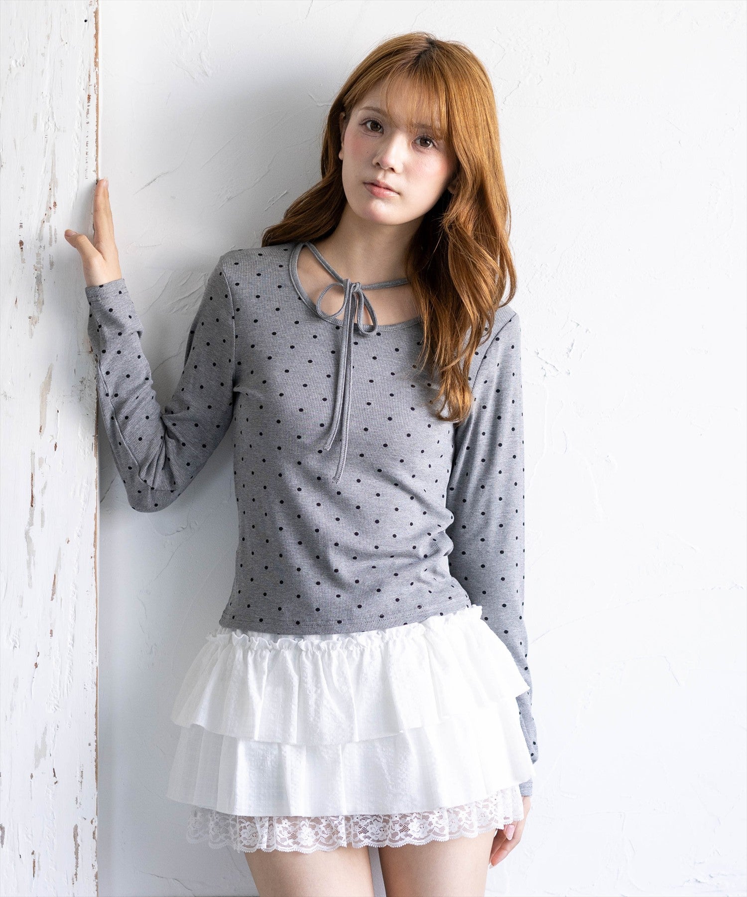 cloud frill border tops／ホワイトブルーグレー長袖トップス cloud frill border tops／ホワイトブルーグレー長袖トップス
