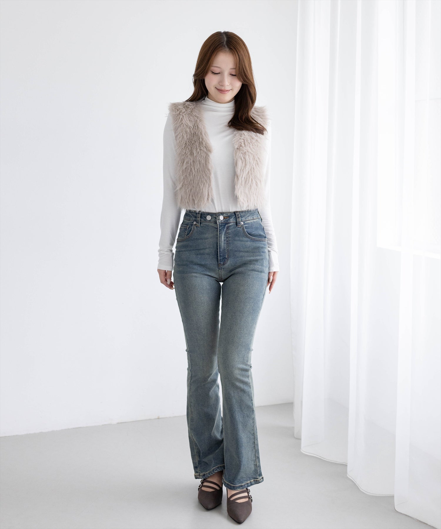 163cm/グレージュ着用