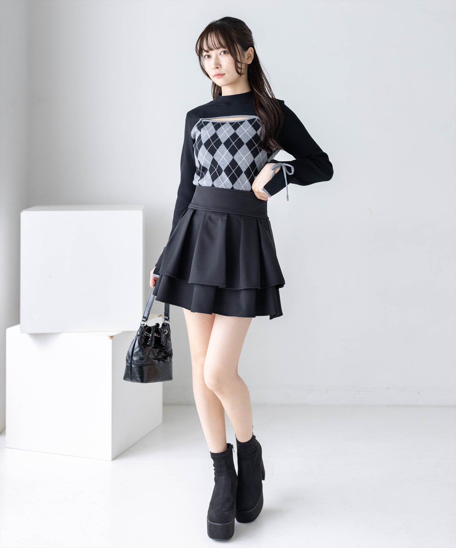162cm/ブラック着用