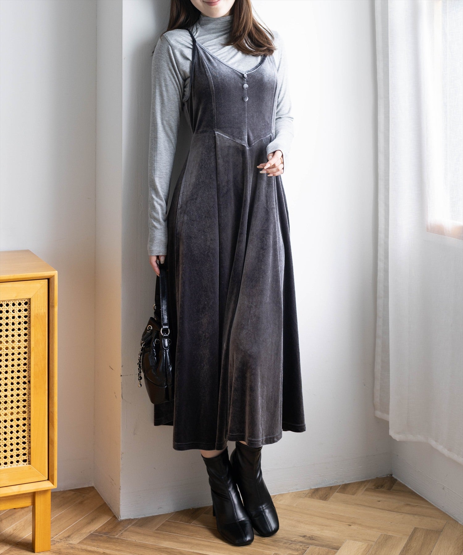 162cm/チャコールグレー着用